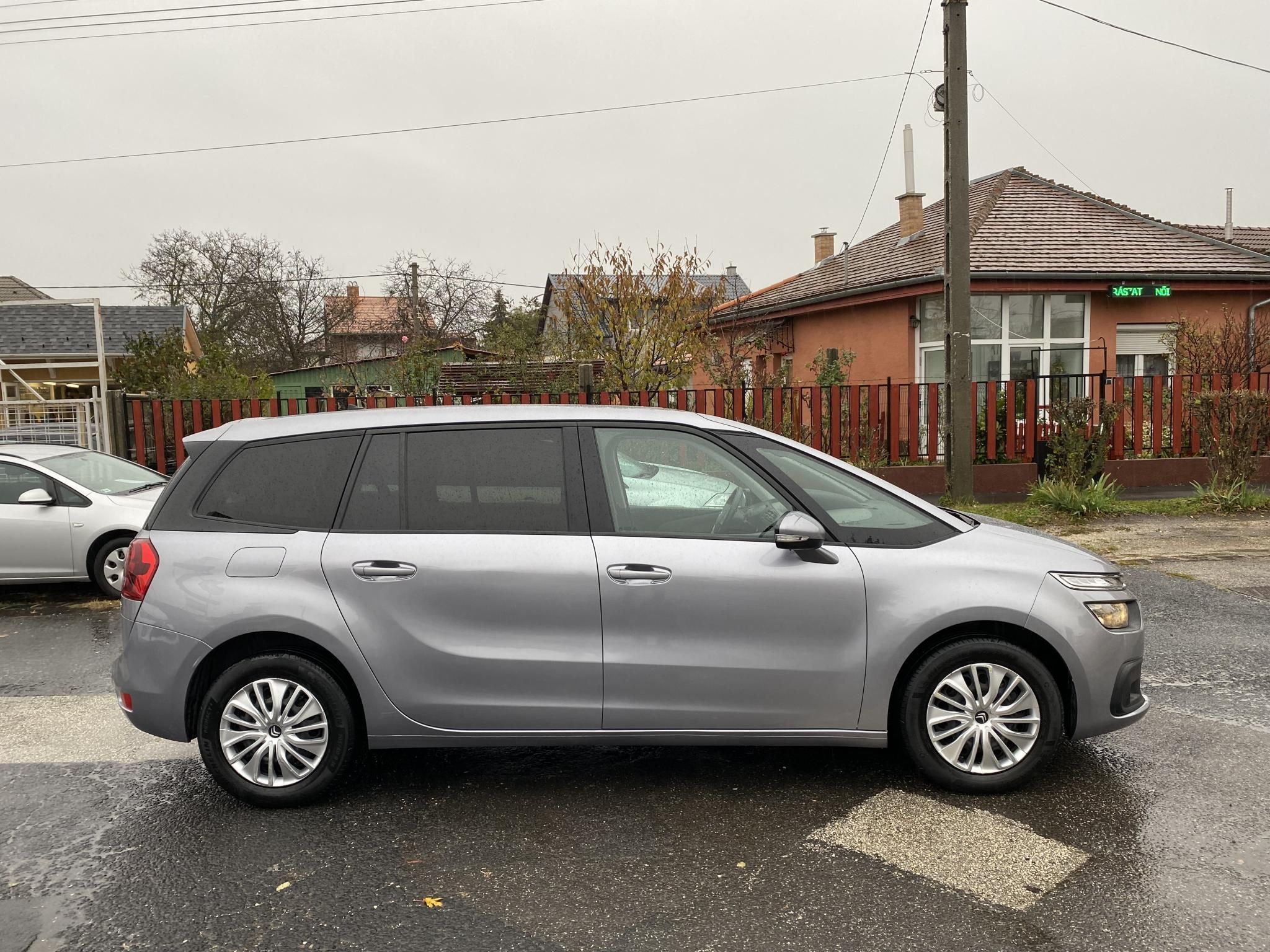 Használtautó - CITROEN GRAND C4 SPACETOURER C4Spacetourer 1.2 PureTech Live S&S (7 személyes ) Magyar!