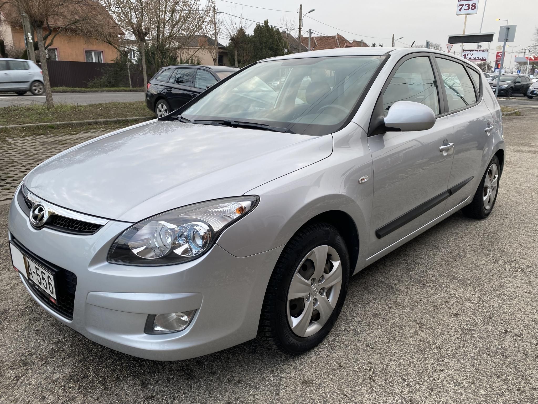Használtautó - HYUNDAI I30 1.6 DOHC Comfort