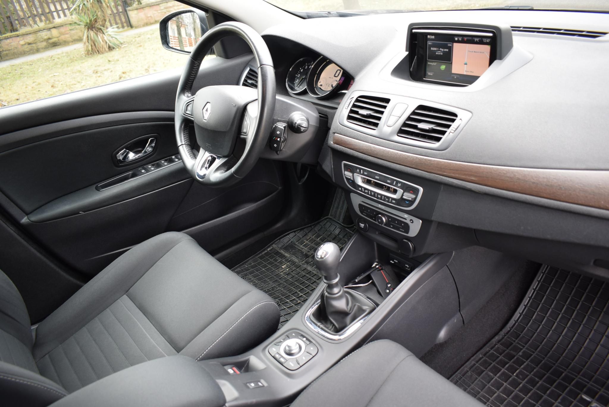 Használtautó - RENAULT MEGANE Grandtour 1.2 TCe Limited Navi! KeyLess! Ülésfűtés!