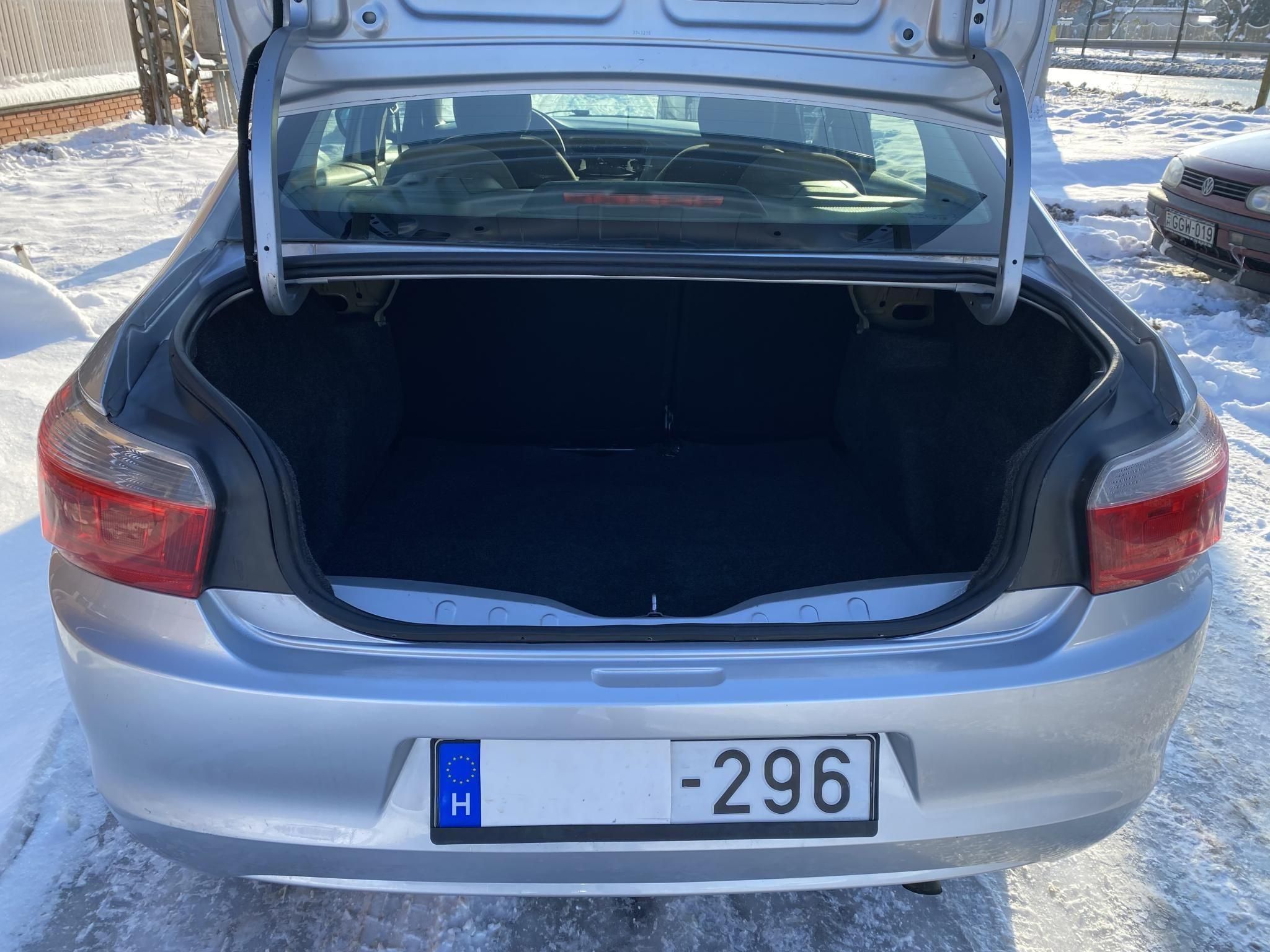 Használtautó - CITROEN C-ELYSEE C-Elysée 1.6 VTi Exclusive (Automata) MAGYAR