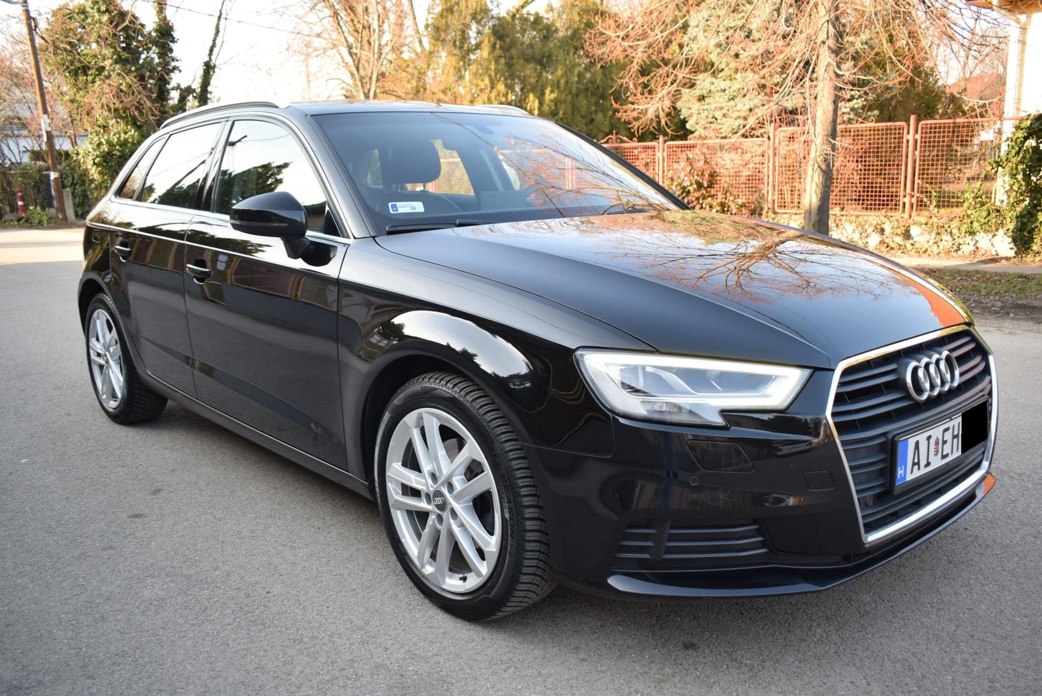 Használtautó - AUDI A3 Sportback 1.6 TDI Sport Led! Navi! Bőr!