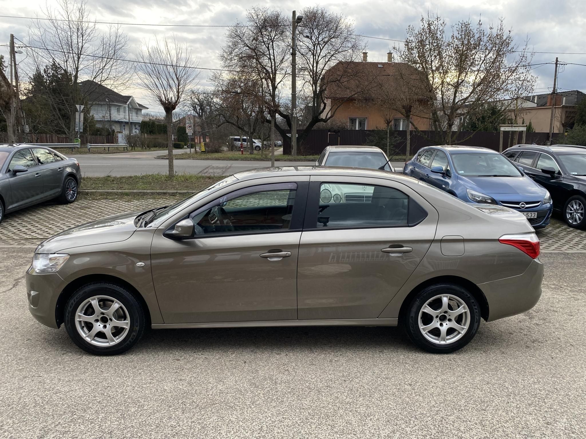 Használtautó - CITROEN C-ELYSEE C-Elysée 1.2 VTi PureTech Collection Magyar! GARANCIÁVAL