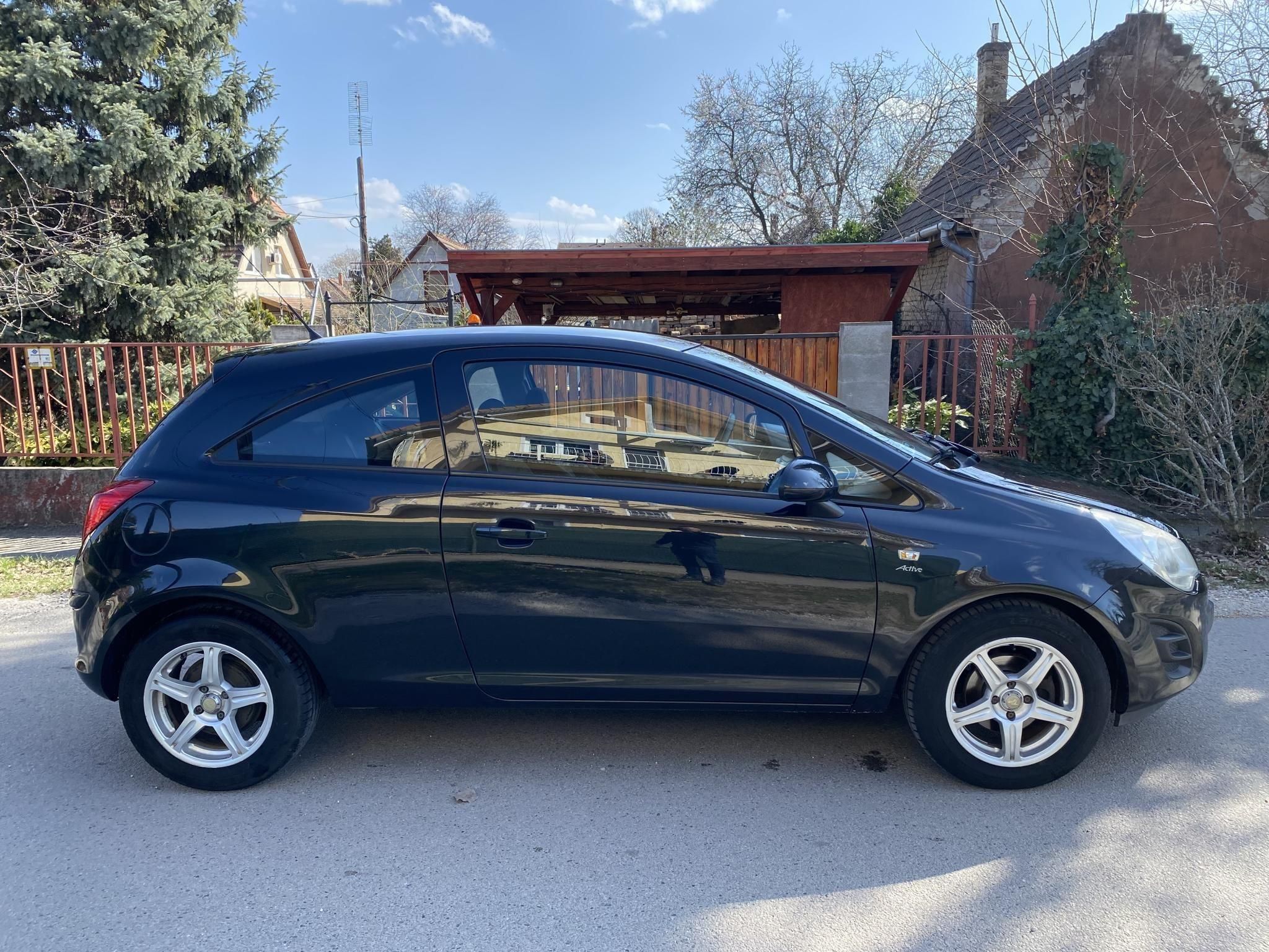 Használtautó - OPEL CORSA D 1.4 Active Start-Stop Új Vezérlés!!! Friss Műszaki!