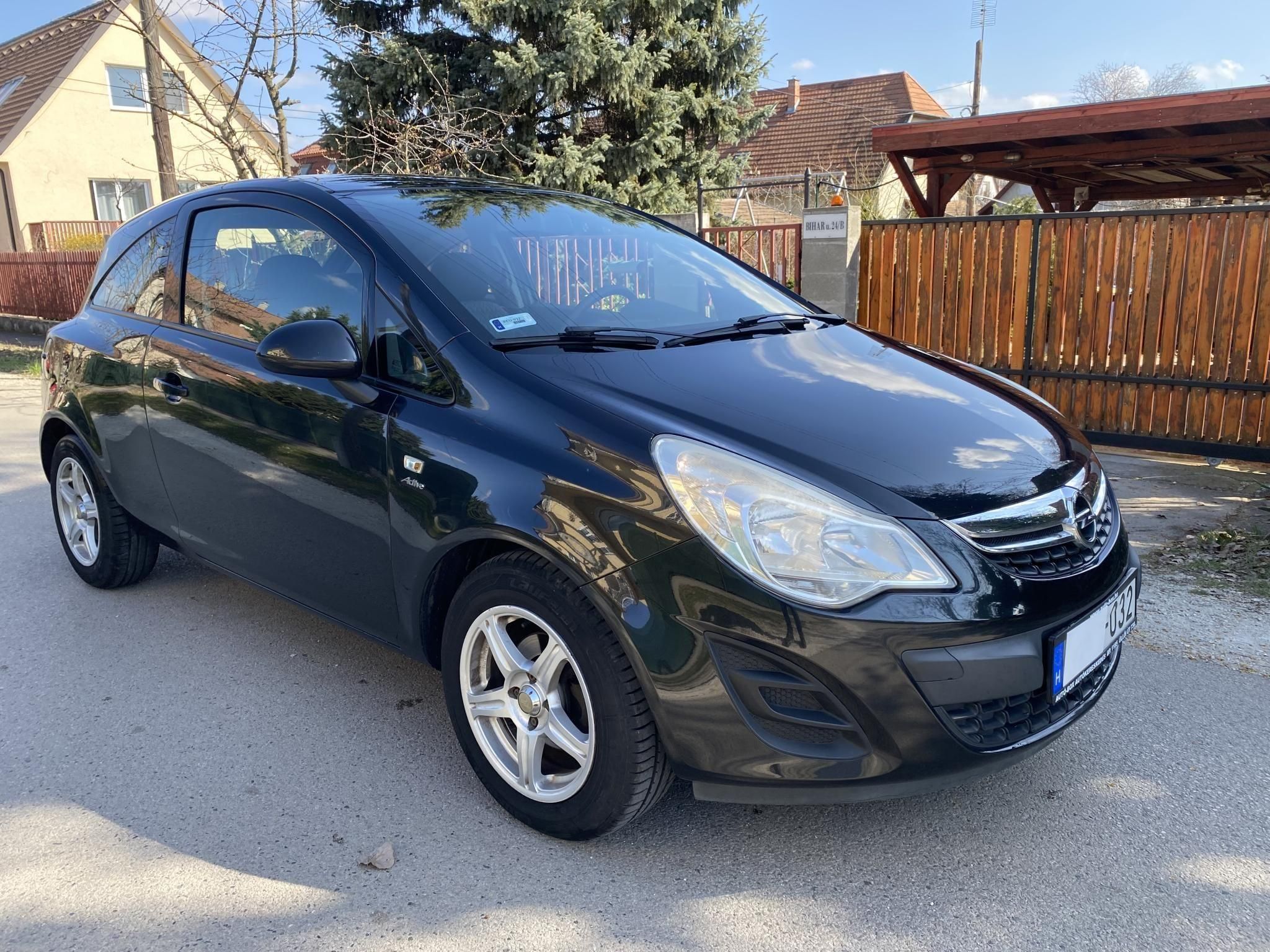 Használtautó - OPEL CORSA D 1.4 Active Start-Stop Új Vezérlés!!! Friss Műszaki!