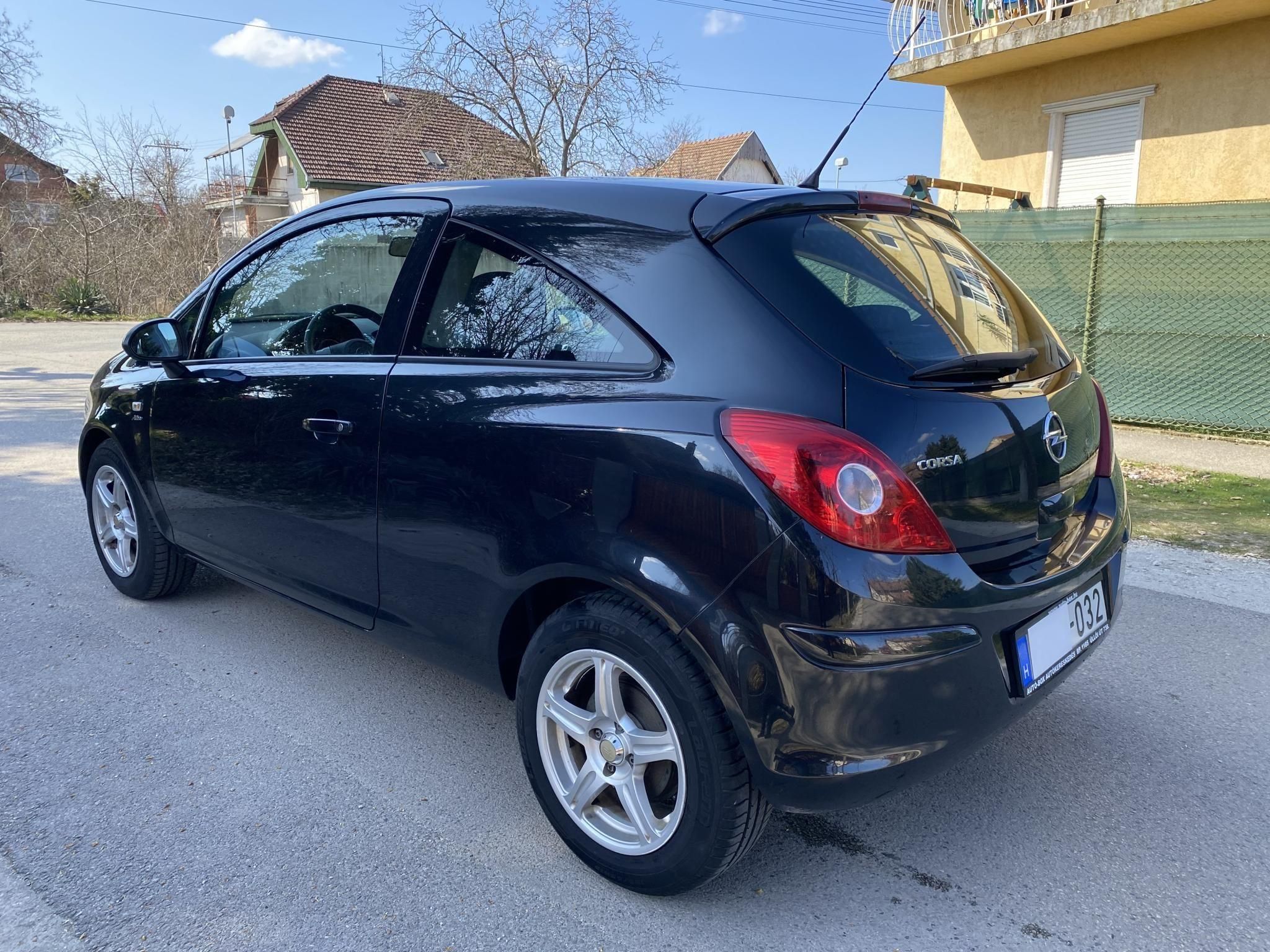 Használtautó - OPEL CORSA D 1.4 Active Start-Stop Új Vezérlés!!! Friss Műszaki!