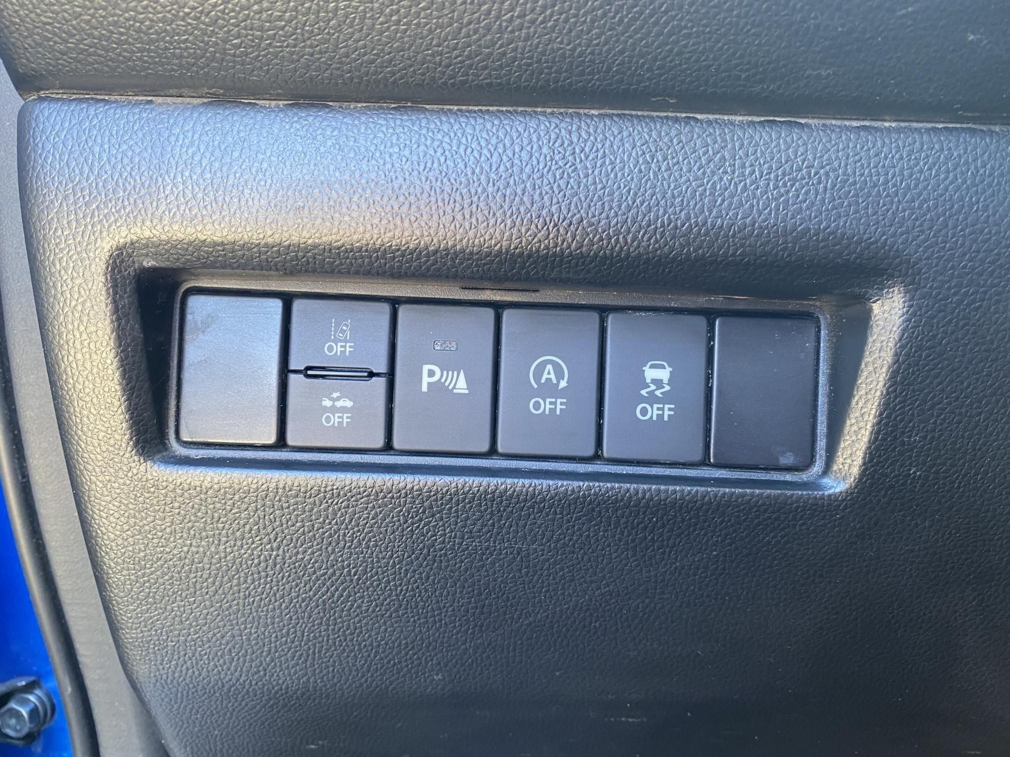 Használtautó - SUZUKI SWIFT 1.2 Dualjet Hybrid GL+