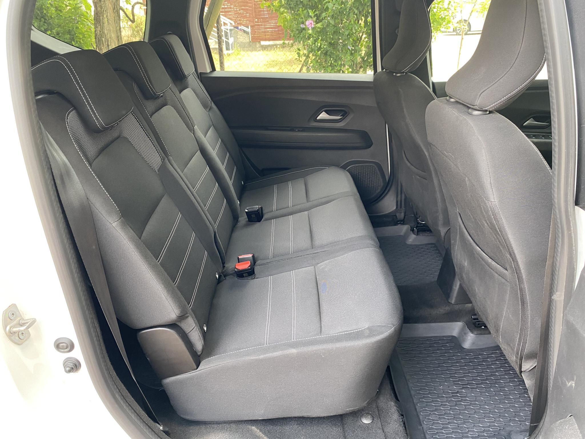 Használtautó - DACIA JOGGER 1.0 TCe Expression (7 személyes ) Magyar! GARANCIÁVAL