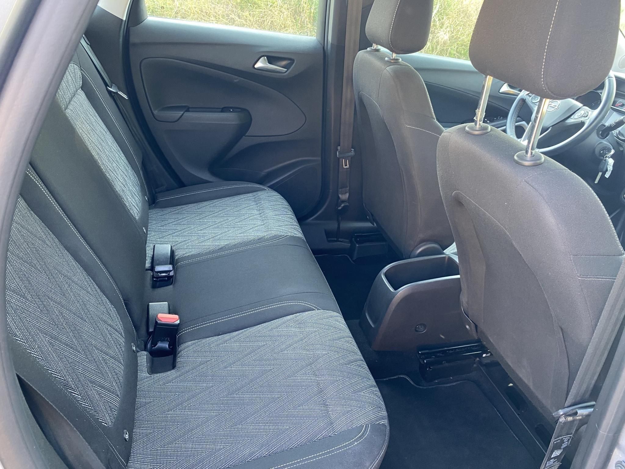 Használtautó - OPEL CROSSLAND X 1.2 Elegance Friss műszaki! Garanciával!