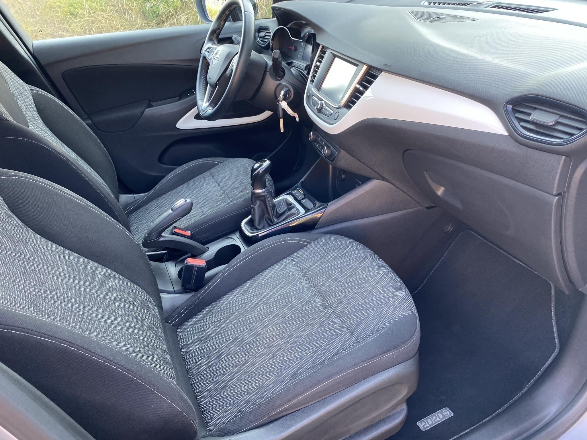 Használtautó - OPEL CROSSLAND X 1.2 Elegance Friss műszaki! Garanciával!
