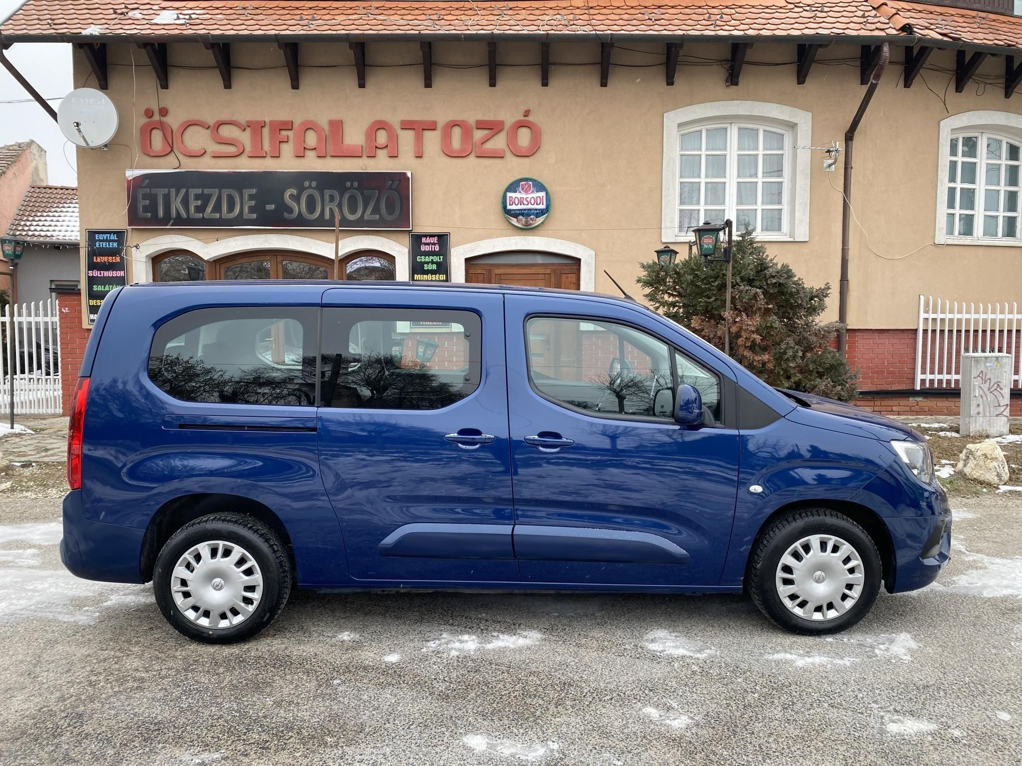 Használtautó - OPEL COMBO Life 1.2 T Enjoy XL (7 személyes ) NAVI! Magyar! GARANCIÁVAL
