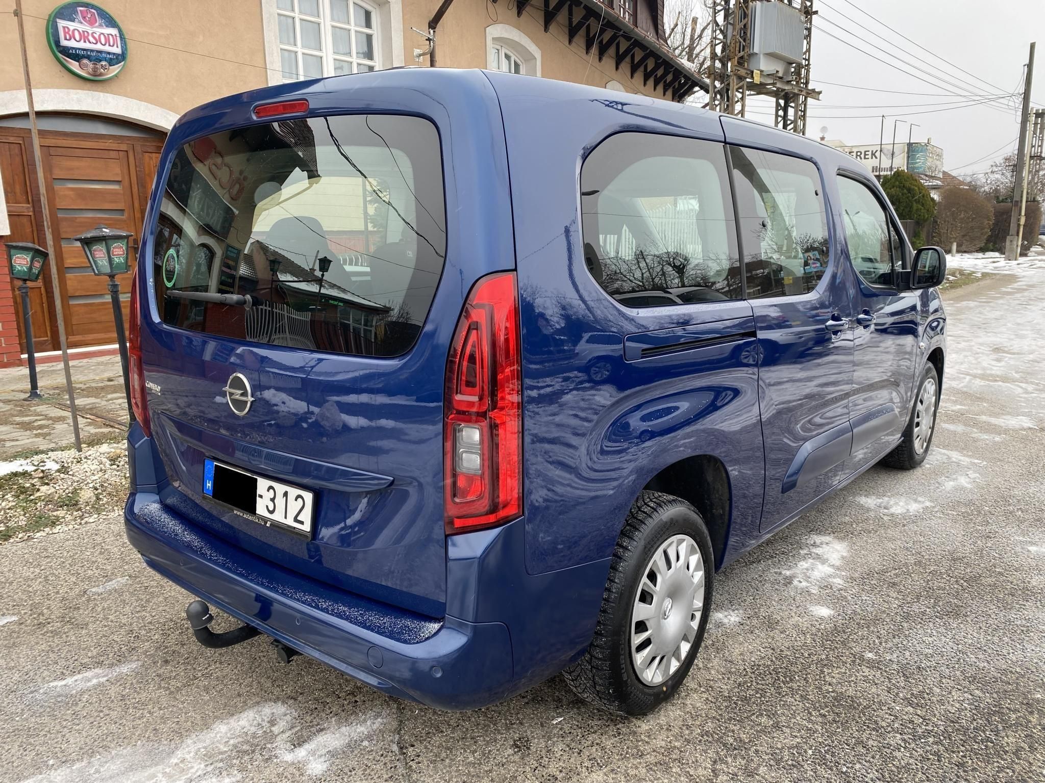 Használtautó - OPEL COMBO Life 1.2 T Enjoy XL (7 személyes ) NAVI! Magyar! GARANCIÁVAL