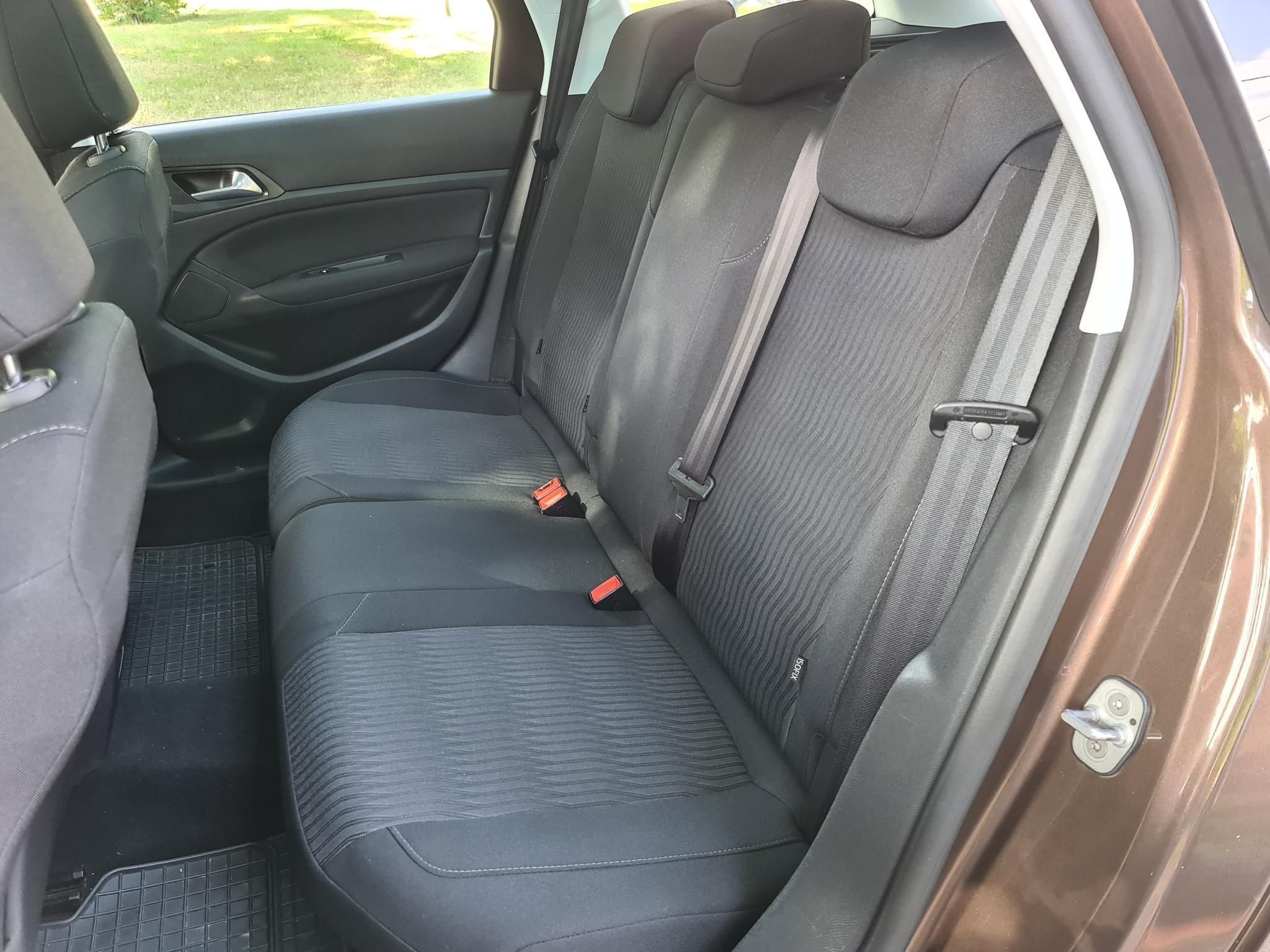 Használtautó - PEUGEOT 308 SW 1.2 PureTech Access
