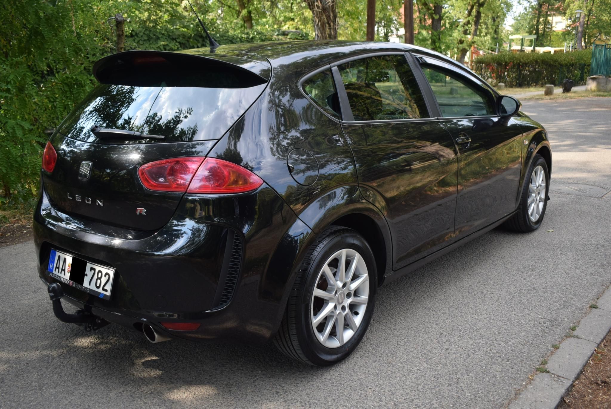 Használtautó - SEAT LEON 1.6 CR TDI Sport