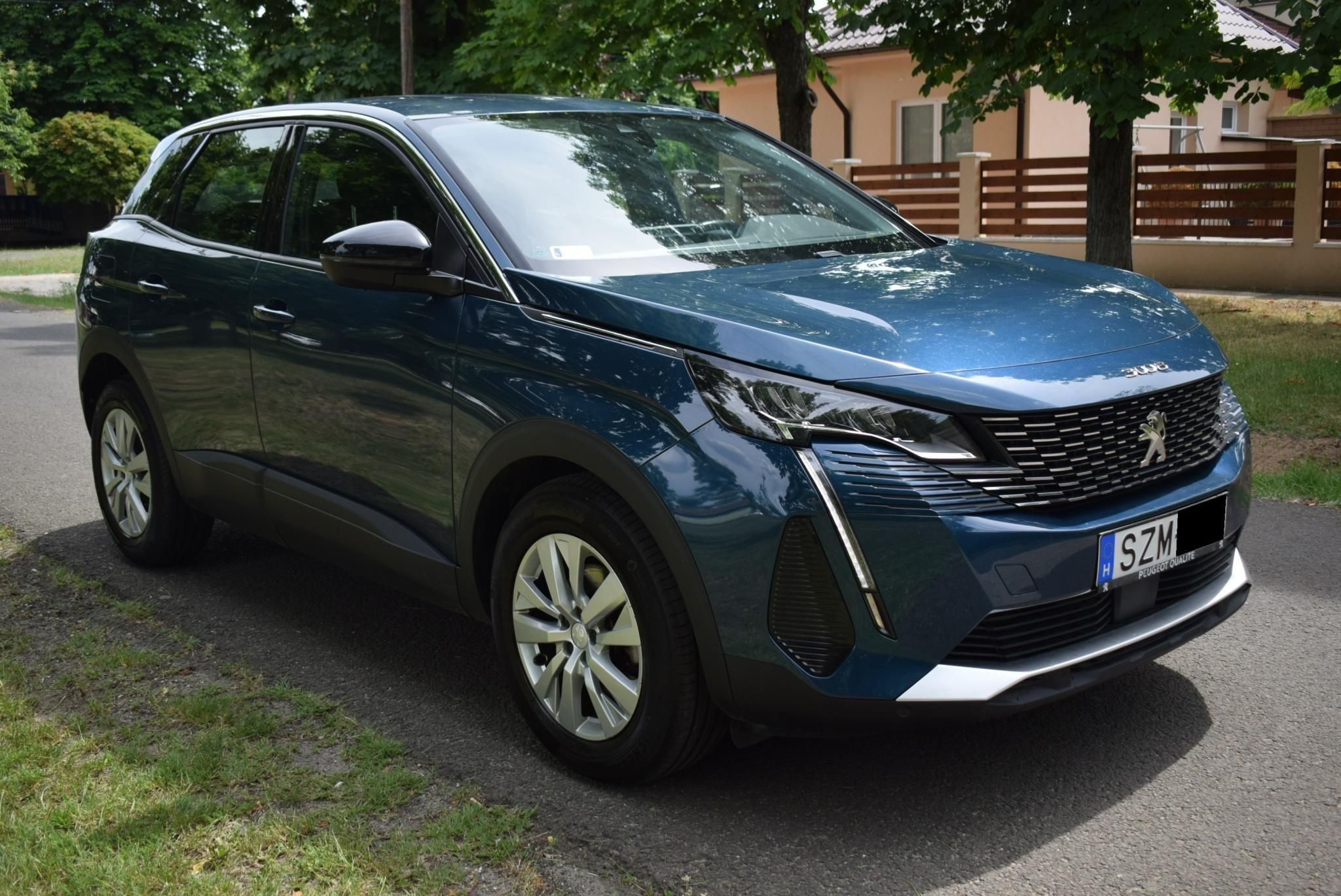 Használtautó - PEUGEOT 3008 1.2 PureTech Allure
