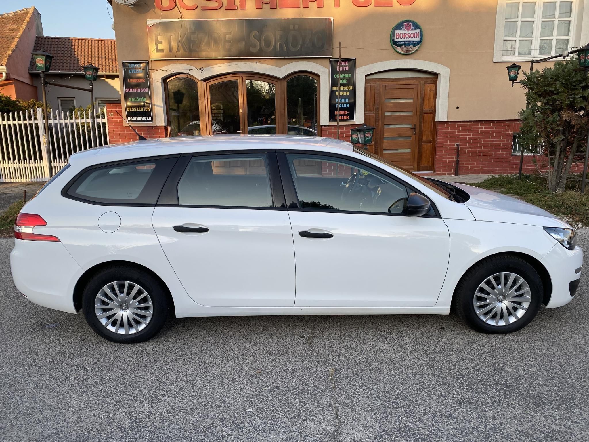 Használtautó - PEUGEOT 308 SW 1.2 PureTech Active Magyar!Friss Műszakival! GARANCIÁVAL