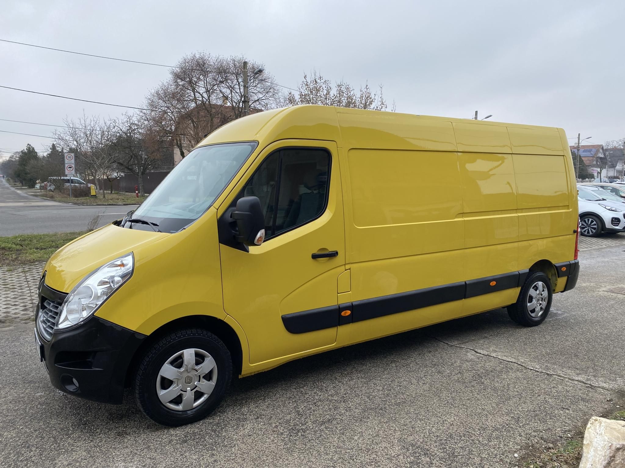 Használtautó - RENAULT MASTER 2.3 dCi 130 L3H2 3,5t Pack Comfort RWD TwinWheel Magyar! GARANCIÁVAL