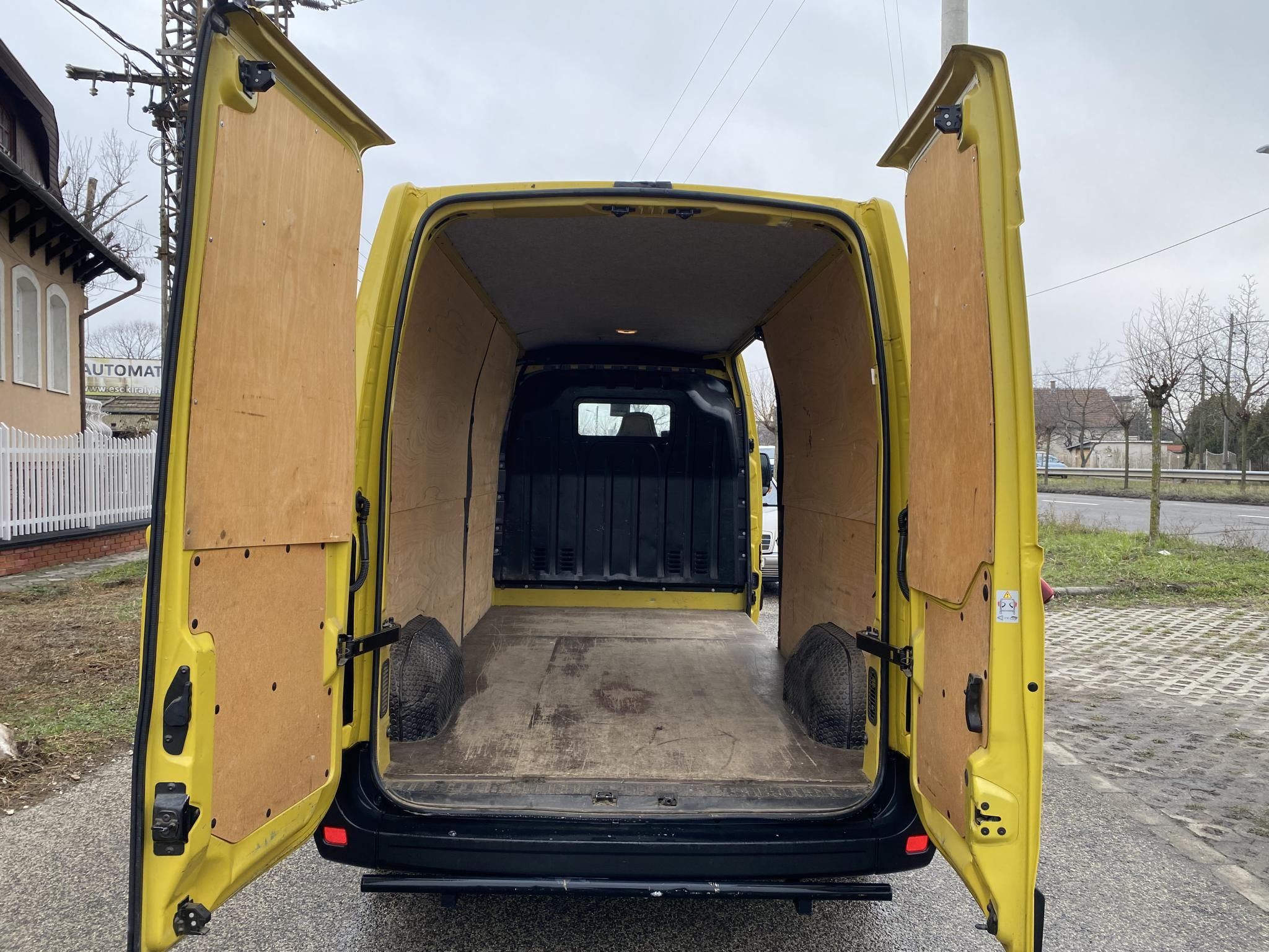 Használtautó - RENAULT MASTER 2.3 dCi 130 L3H2 3,5t Pack Comfort RWD TwinWheel Magyar! GARANCIÁVAL