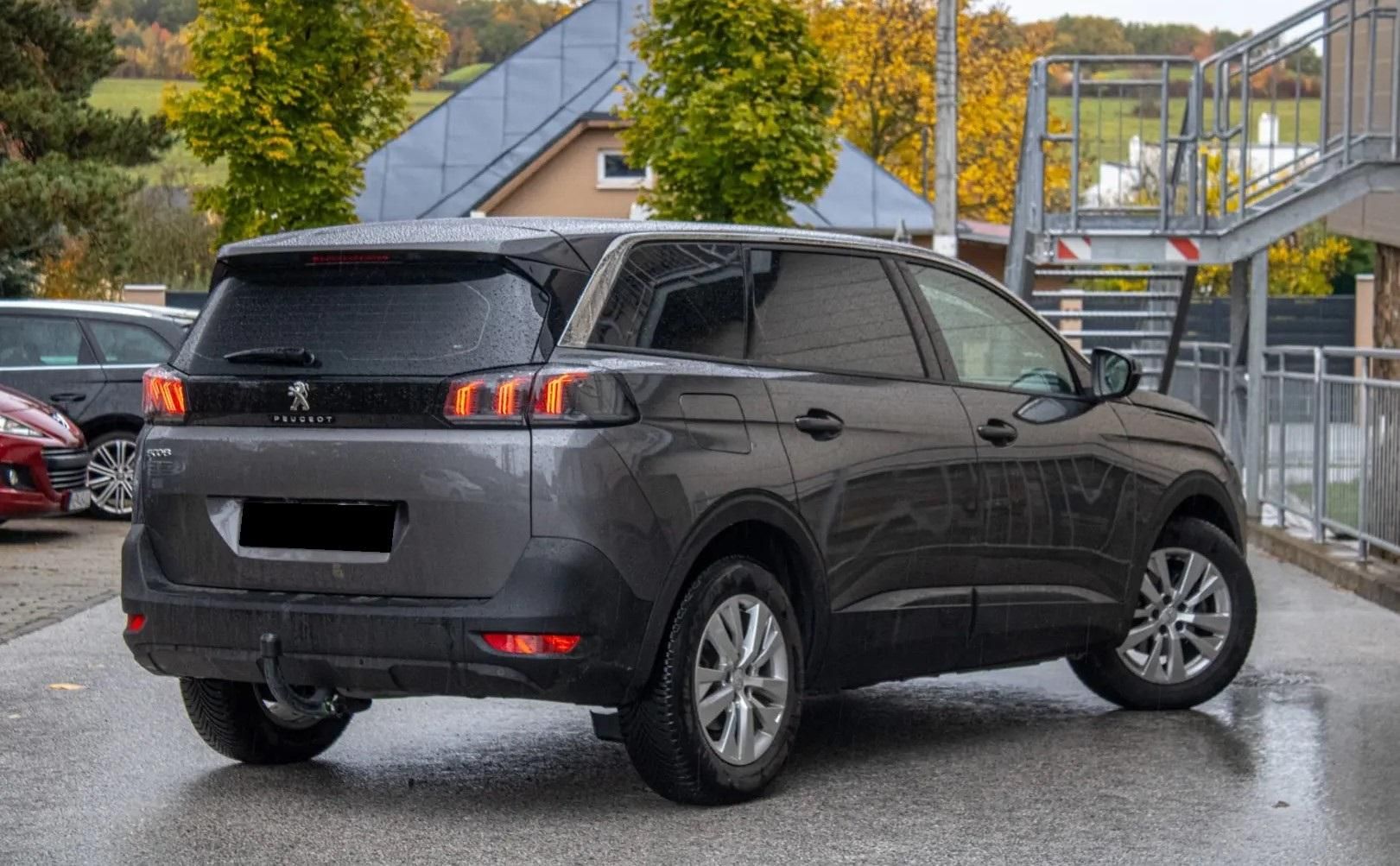 Használtautó - PEUGEOT 5008 1.2 PureTech Allure Pack (7 személyes ) Garanciával!