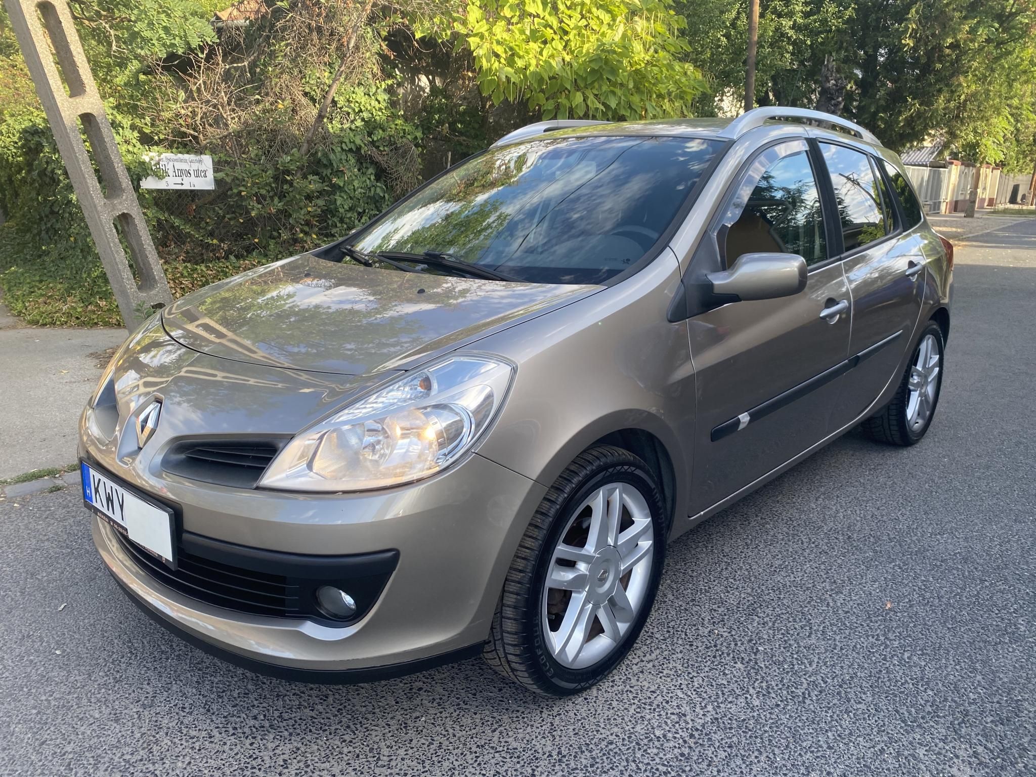 Használtautó - RENAULT CLIO Grandtour 1.5 dCi Extreme