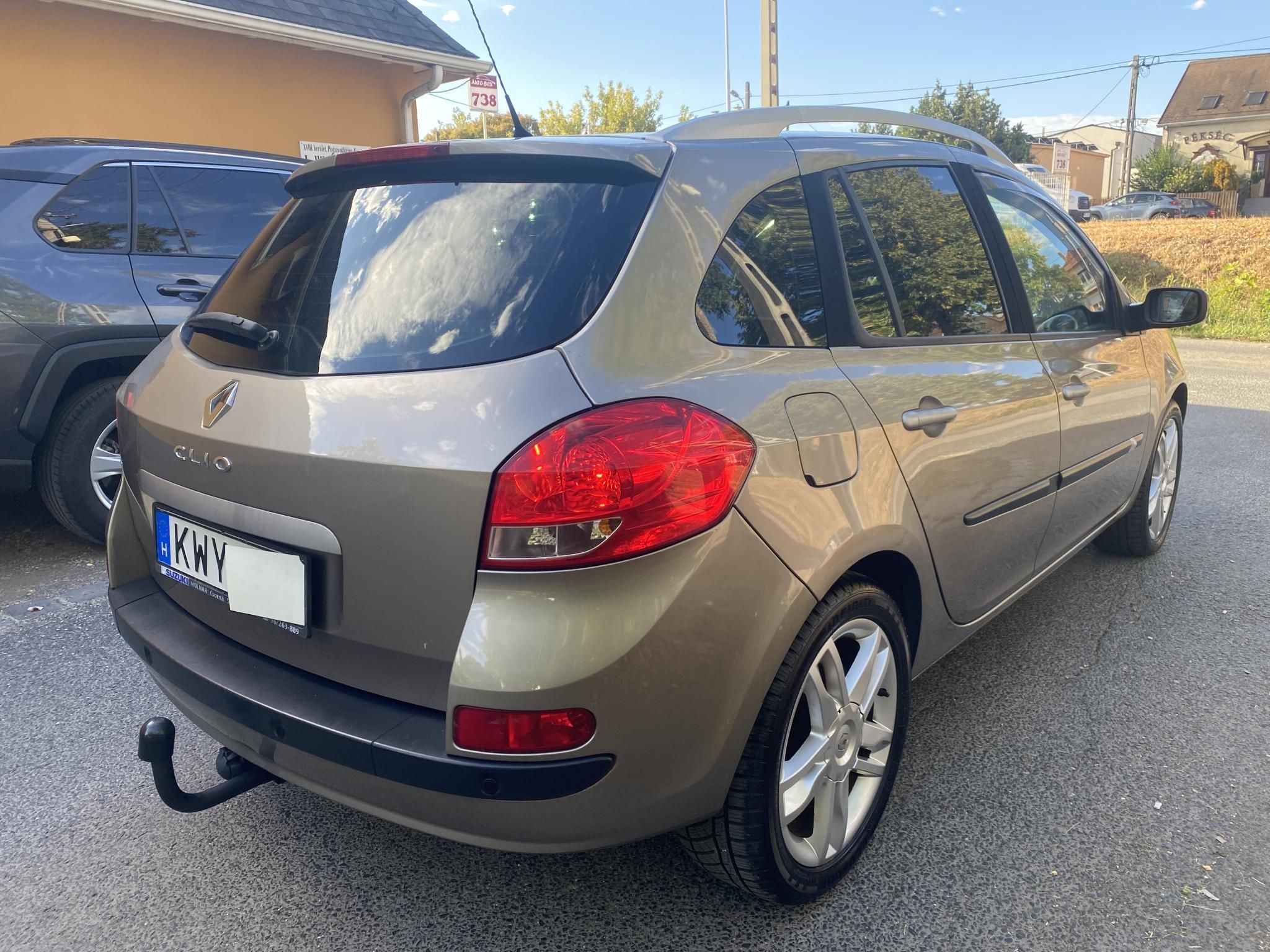 Használtautó - RENAULT CLIO Grandtour 1.5 dCi Extreme