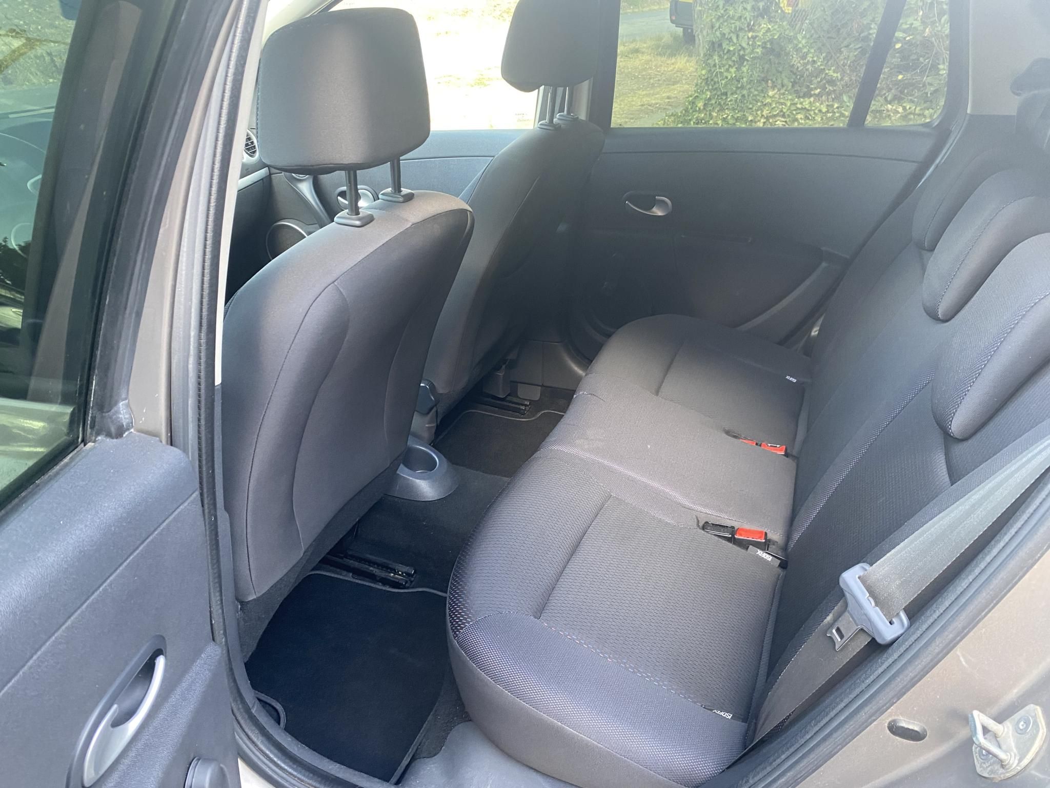 Használtautó - RENAULT CLIO Grandtour 1.5 dCi Extreme
