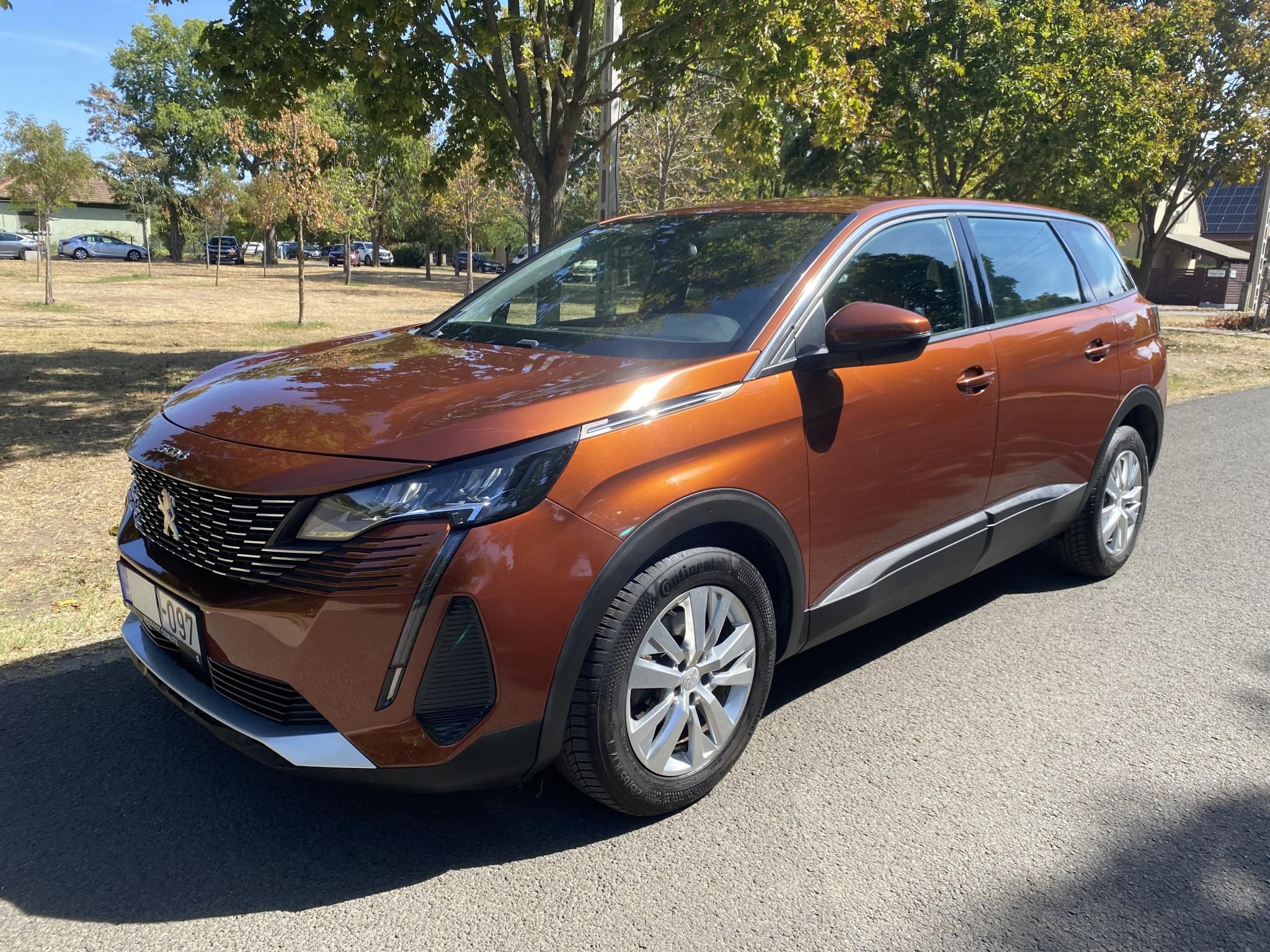 Használtautó - PEUGEOT 5008 1.2 PureTech Family Edition (7 személyes ) Magyar! Első Tulajdonostól! GARANCIÁVAL