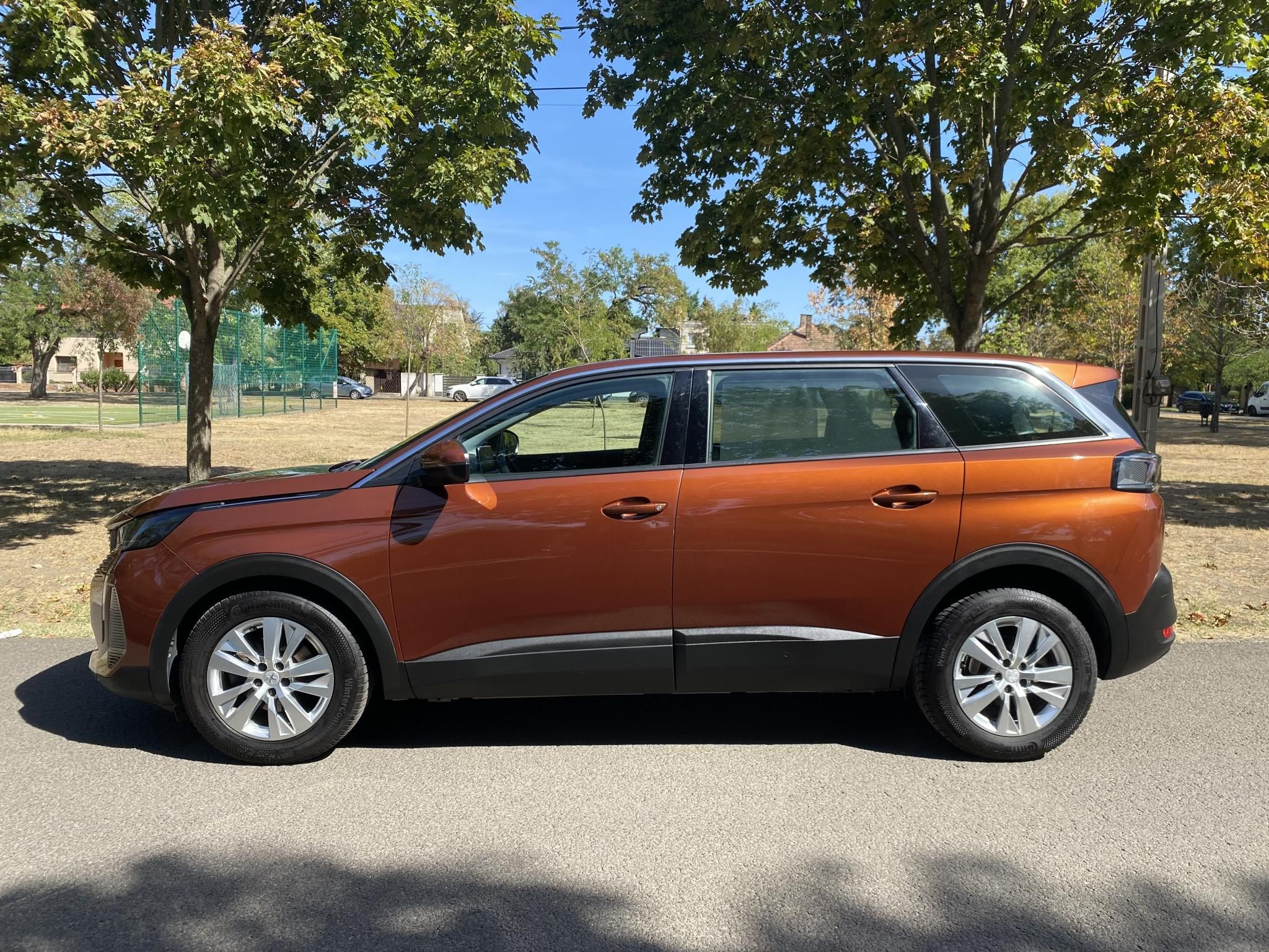 Használtautó - PEUGEOT 5008 1.2 PureTech Family Edition (7 személyes ) Magyar! Első Tulajdonostól! GARANCIÁVAL