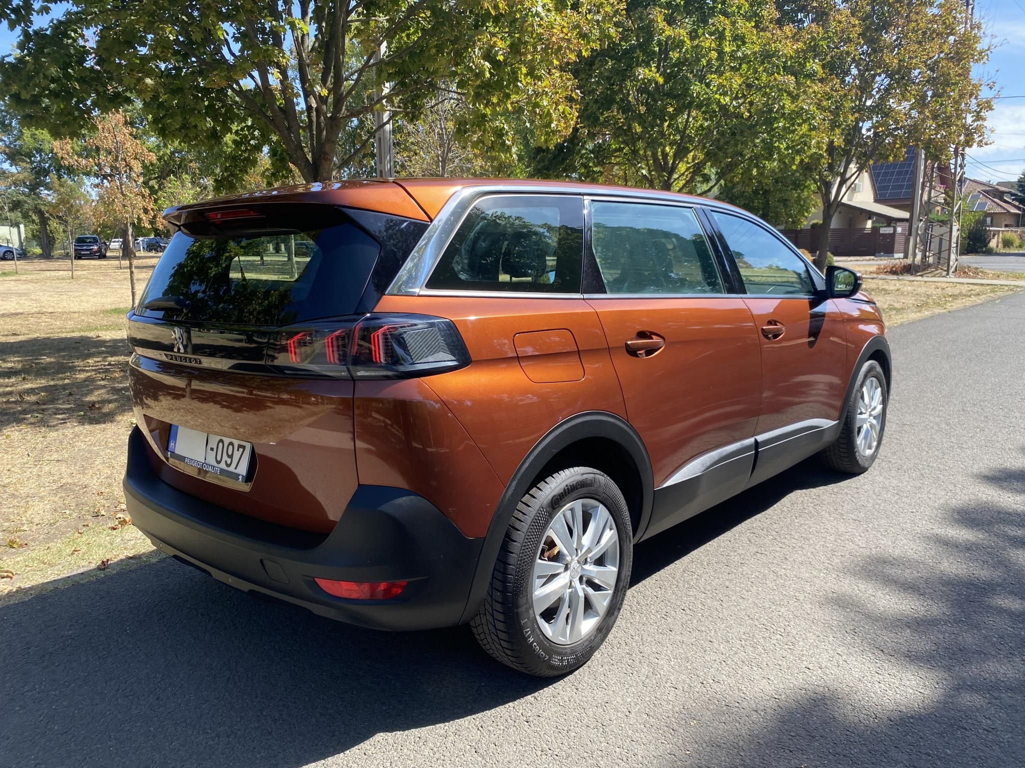 Használtautó - PEUGEOT 5008 1.2 PureTech Family Edition (7 személyes ) Magyar! Első Tulajdonostól! GARANCIÁVAL