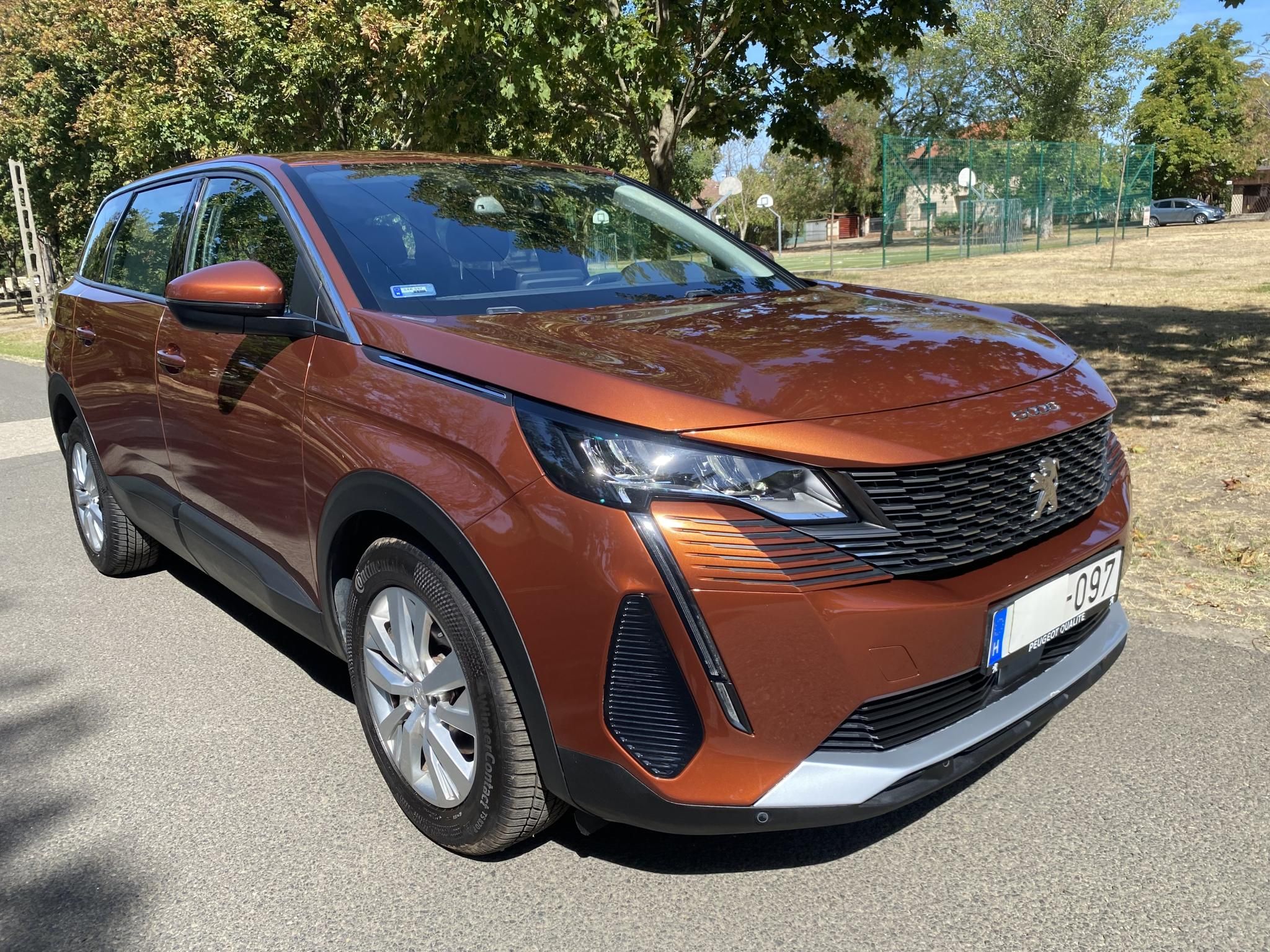 Használtautó - PEUGEOT 5008 1.2 PureTech Family Edition (7 személyes ) Magyar! Első Tulajdonostól! GARANCIÁVAL