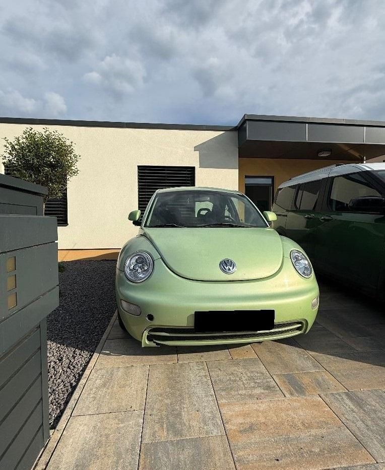Használtautó - VOLKSWAGEN NEW BEETLE 1.6