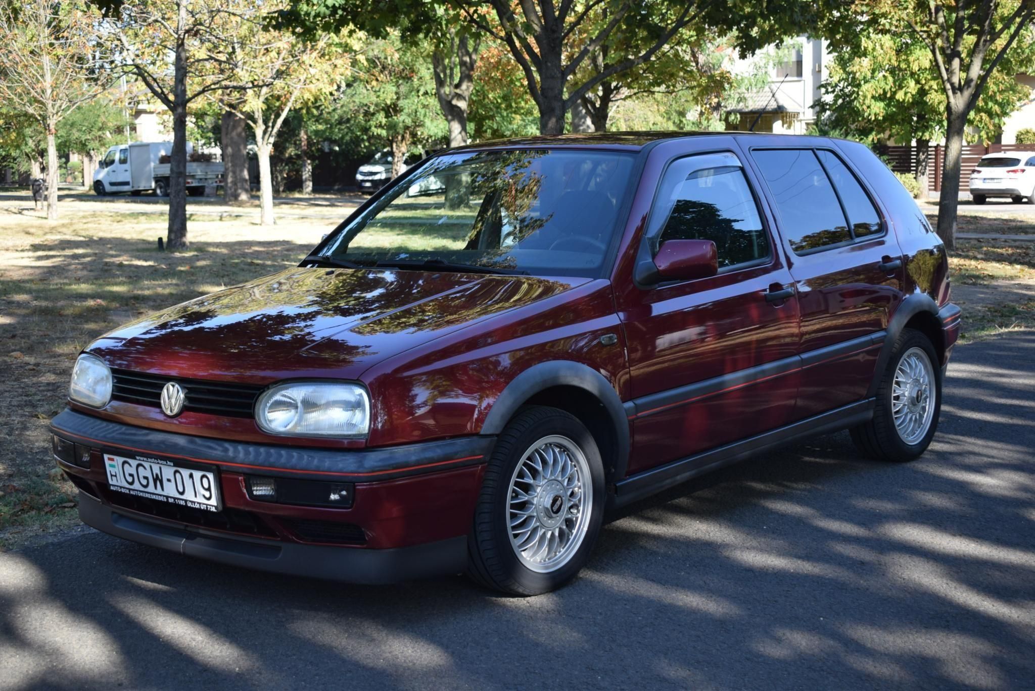 Használtautó - VOLKSWAGEN GOLF III 1.4 CL Trend