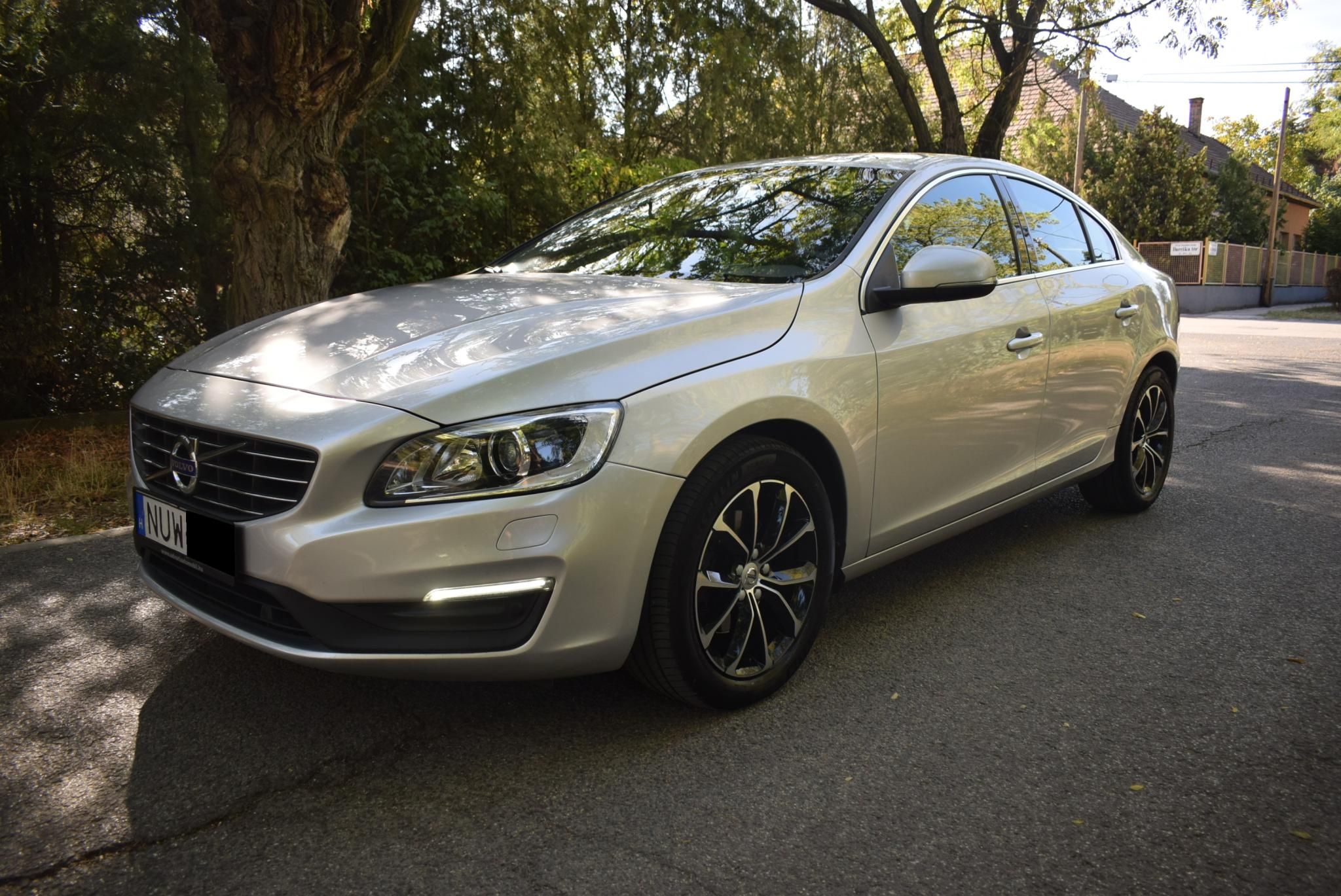 Használtautó - VOLVO S60 2.0 D [D3] Summum Geartronic