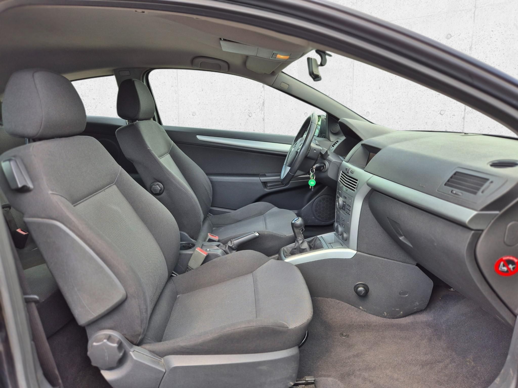 OPEL ASTRA H