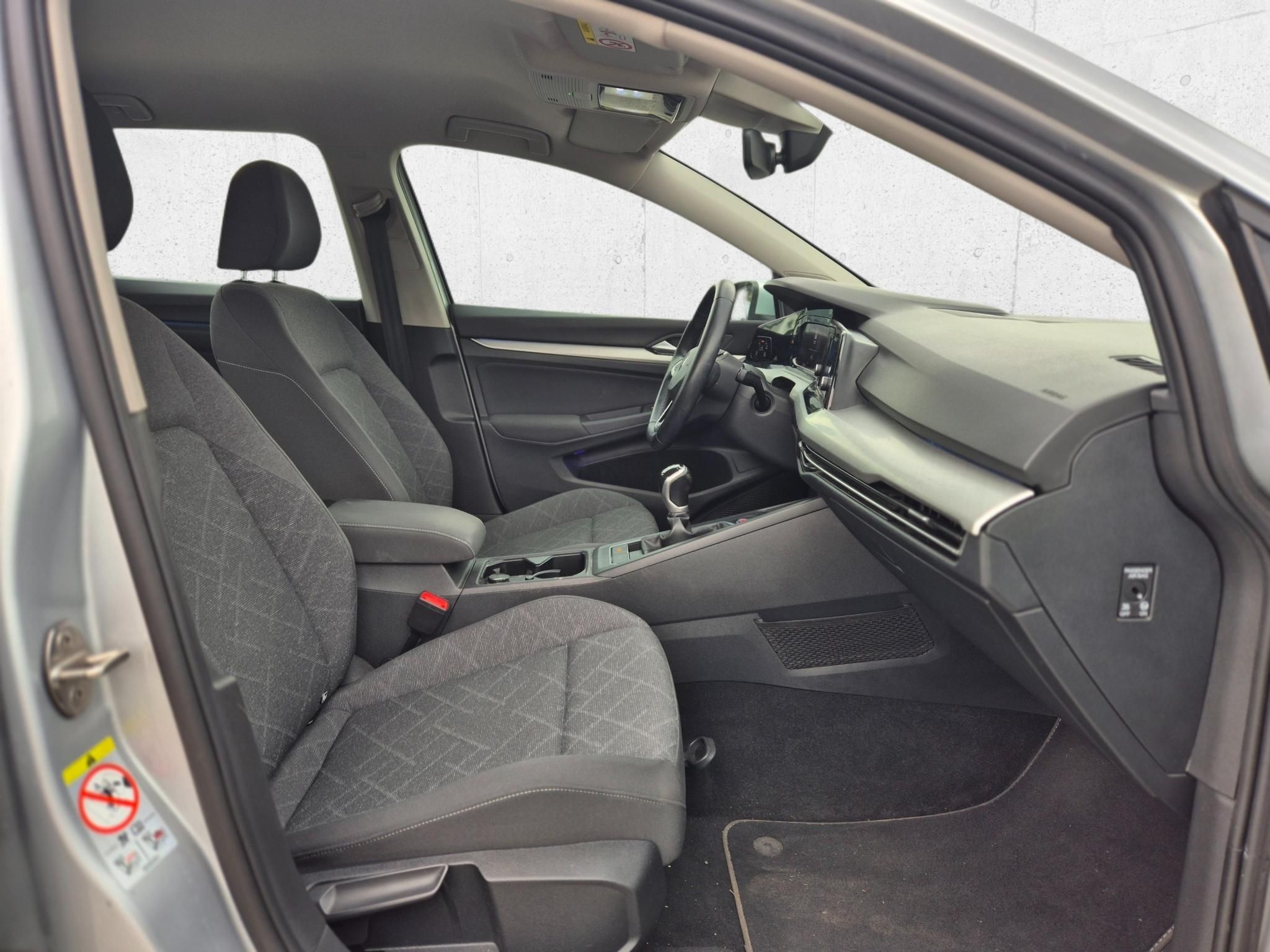 VOLKSWAGEN GOLF VIII