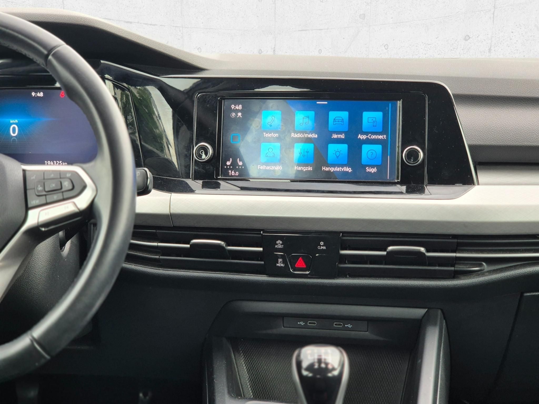 VOLKSWAGEN GOLF VIII