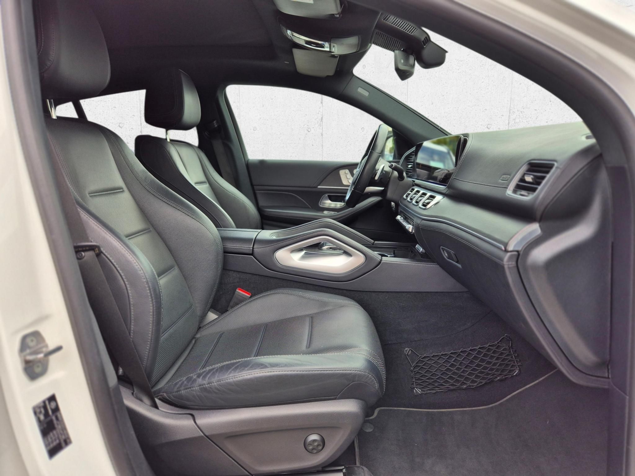 MERCEDES-BENZ GLE 400
