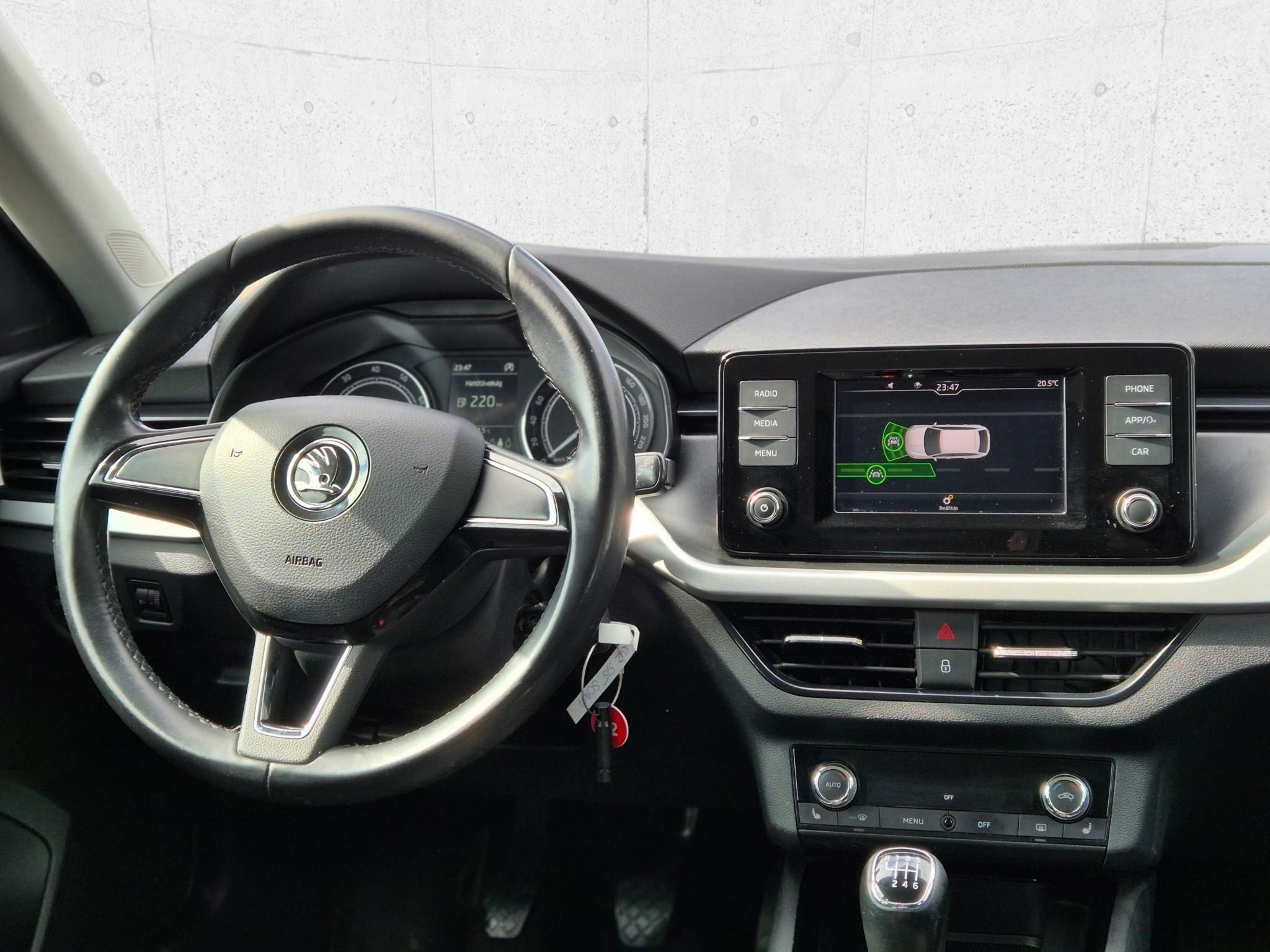 SKODA SCALA