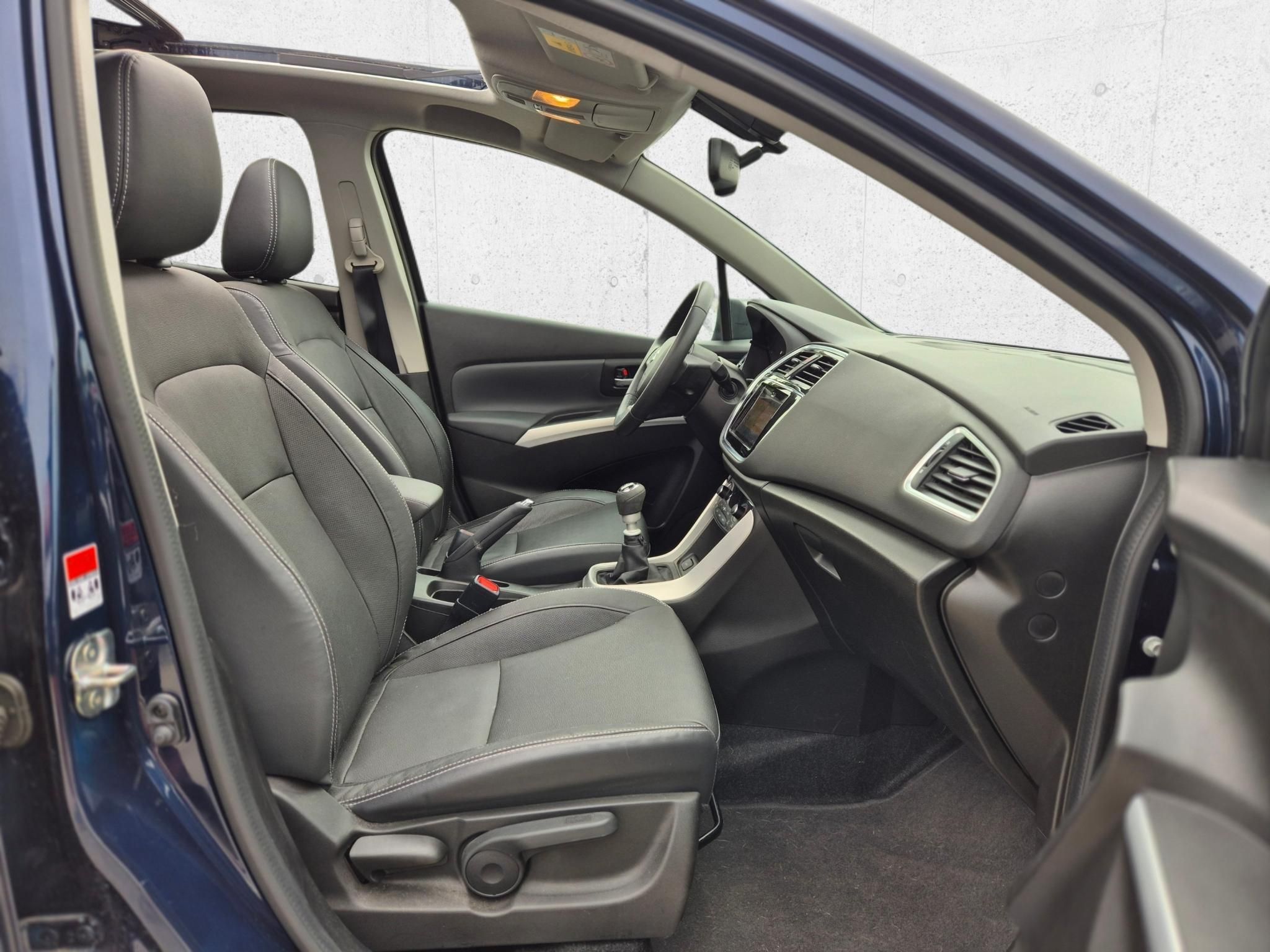 SUZUKI SX4 S-CROSS