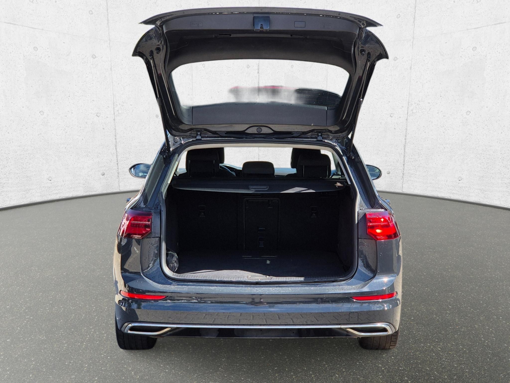VOLKSWAGEN GOLF VIII
