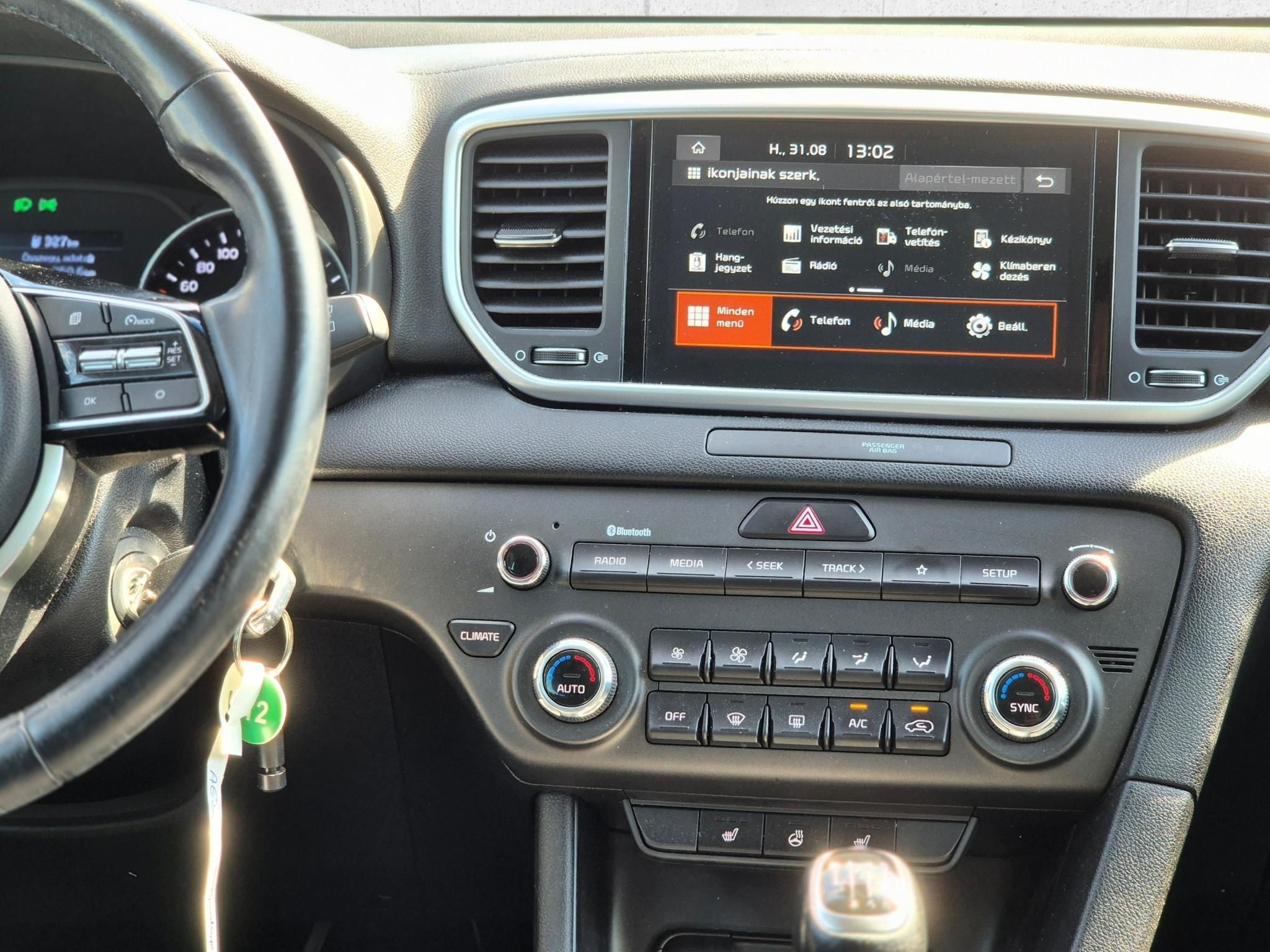 KIA SPORTAGE