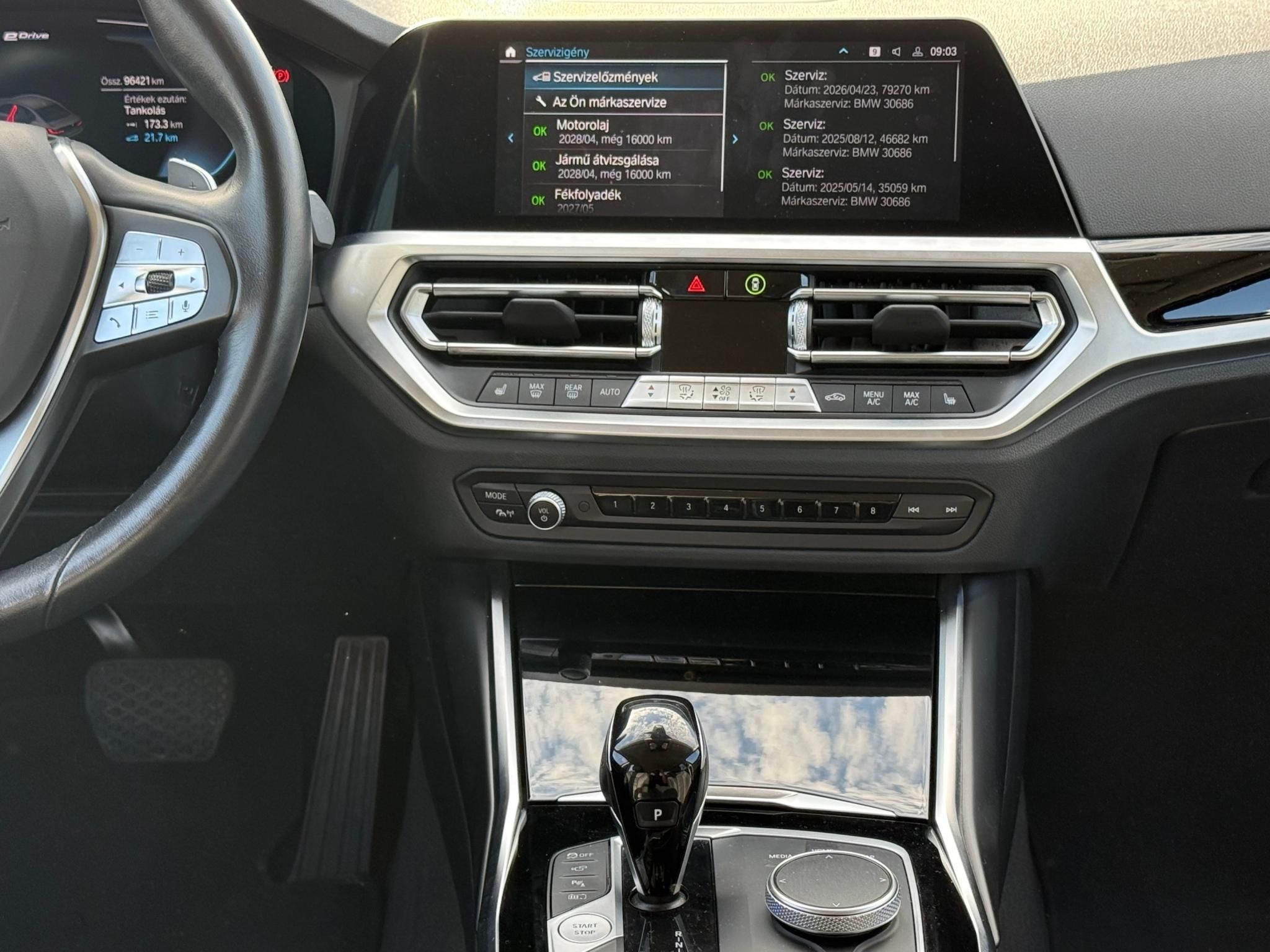 BMW 330