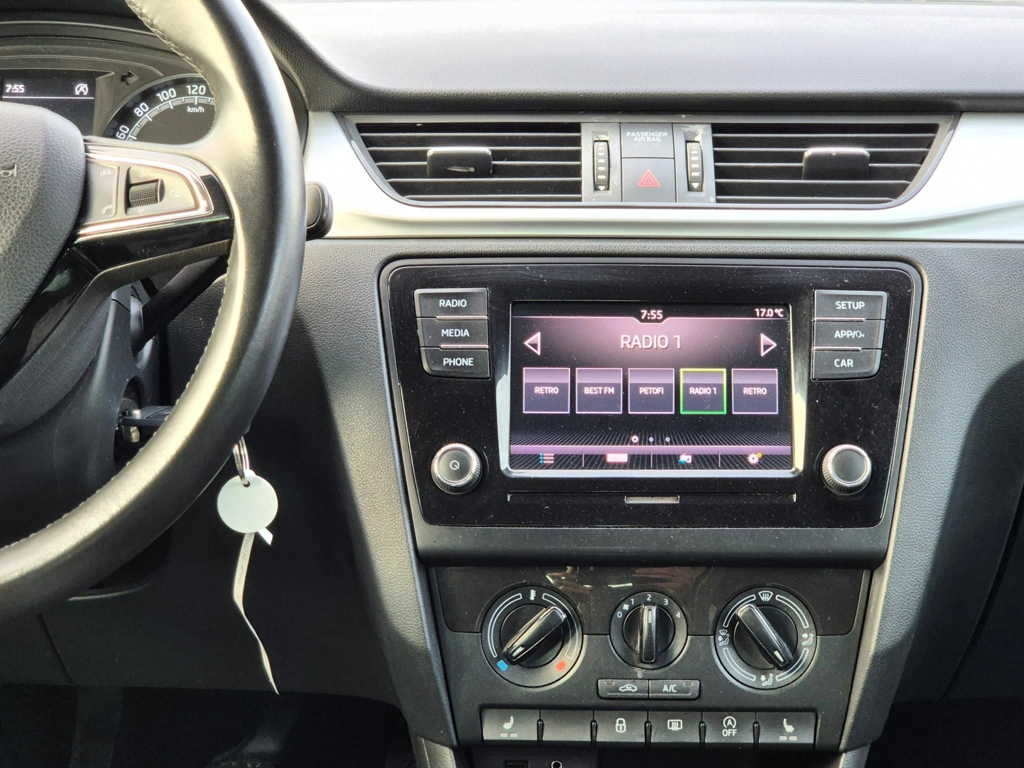SKODA RAPID