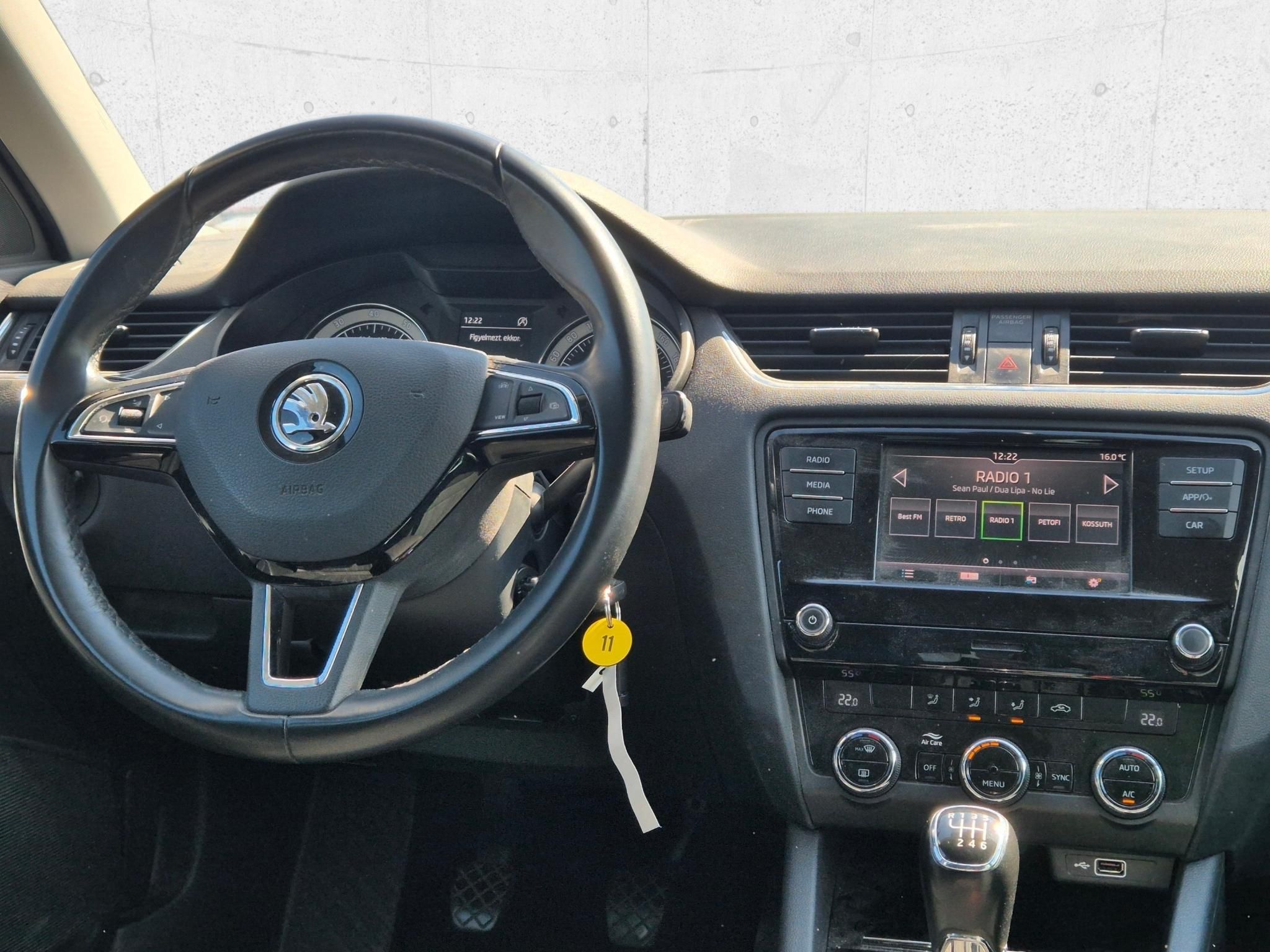 SKODA OCTAVIA
