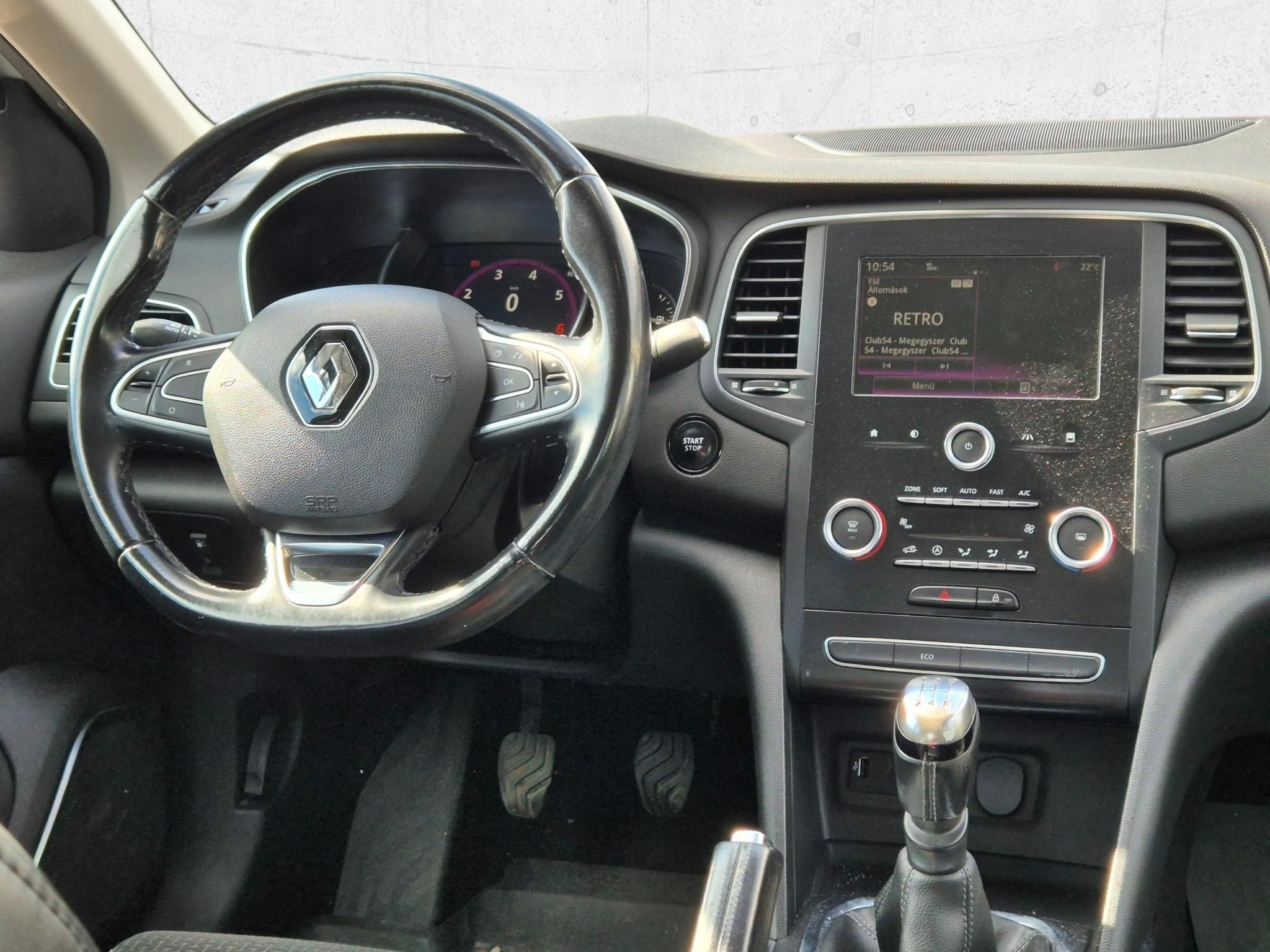 RENAULT MEGANE