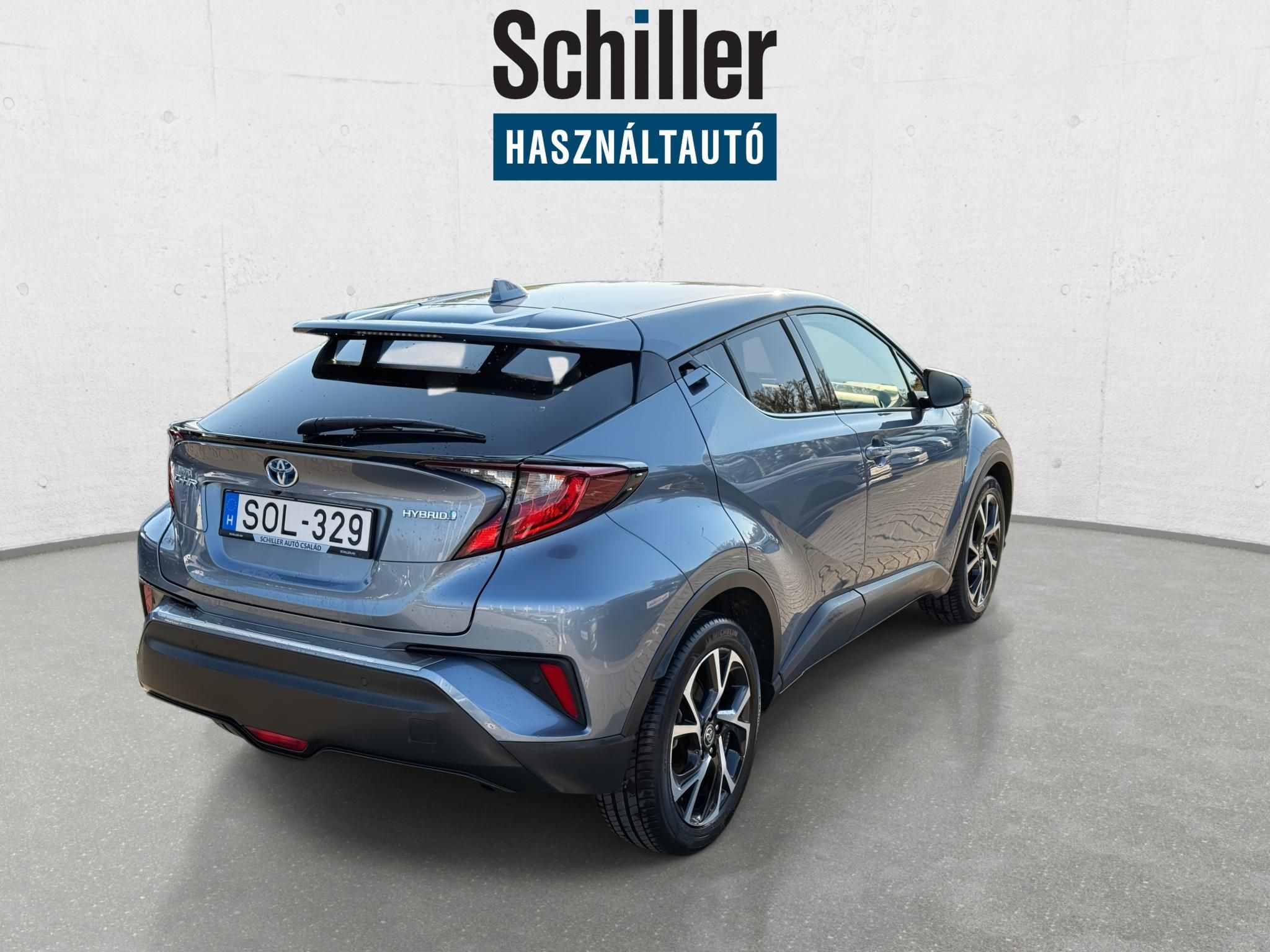 TOYOTA C-HR