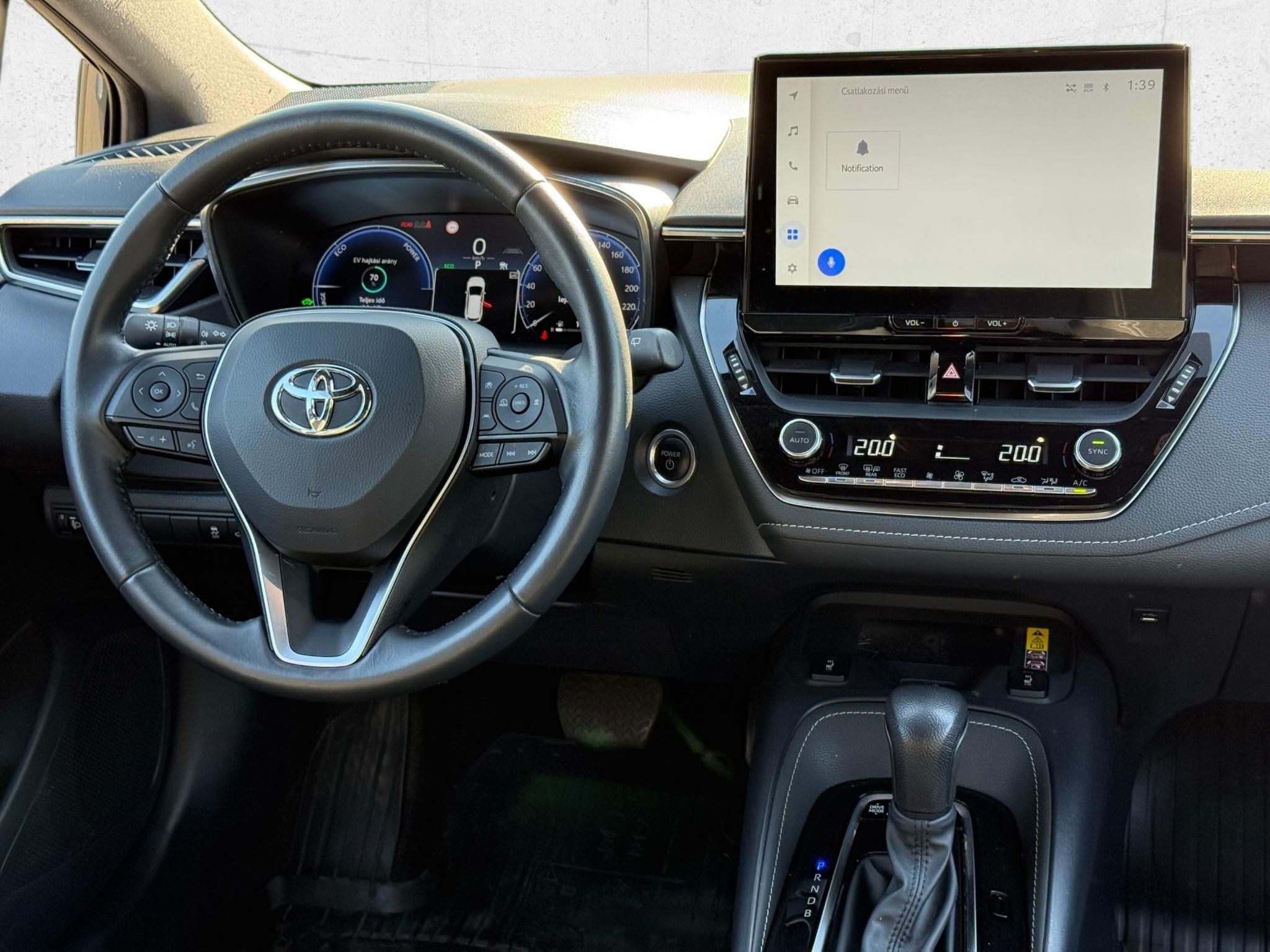 TOYOTA COROLLA
