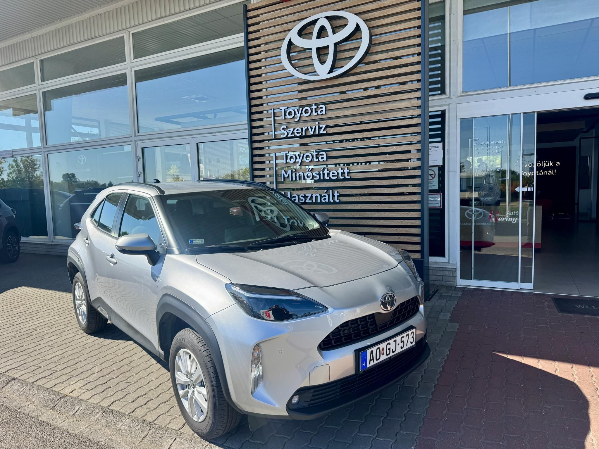 TOYOTA YARIS CROSS 1.5 Hybrid Comfort e-CVT Városi terepjáró (crossover)