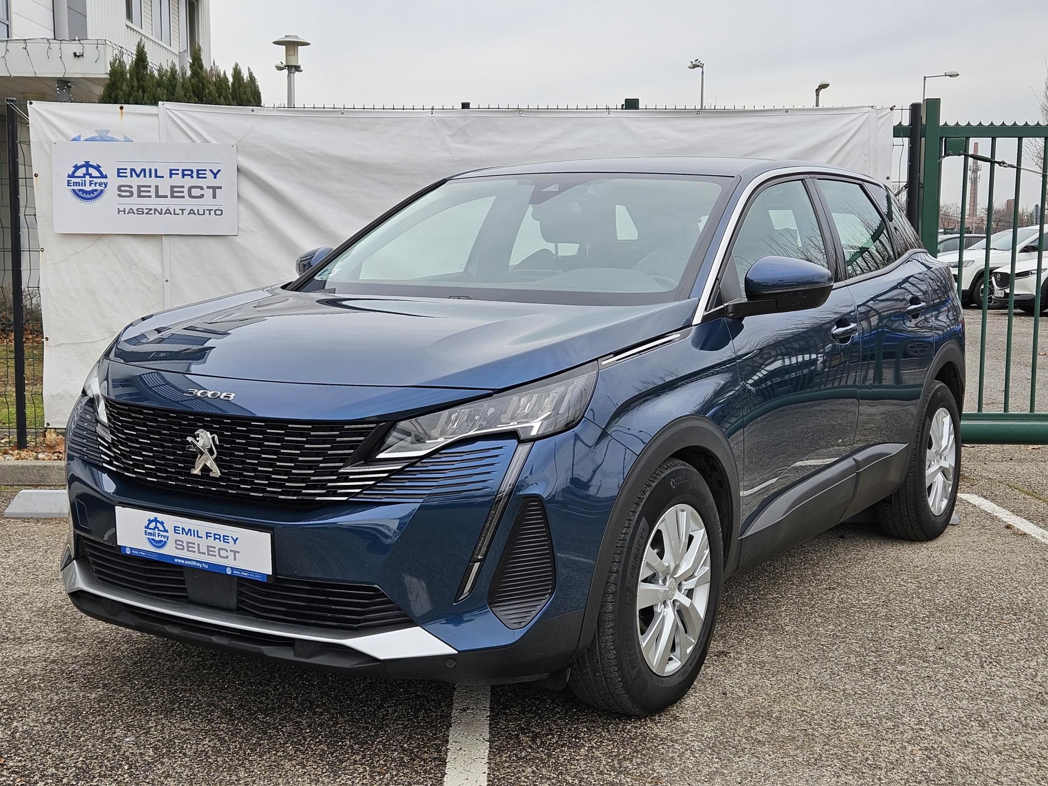 PEUGEOT 3008