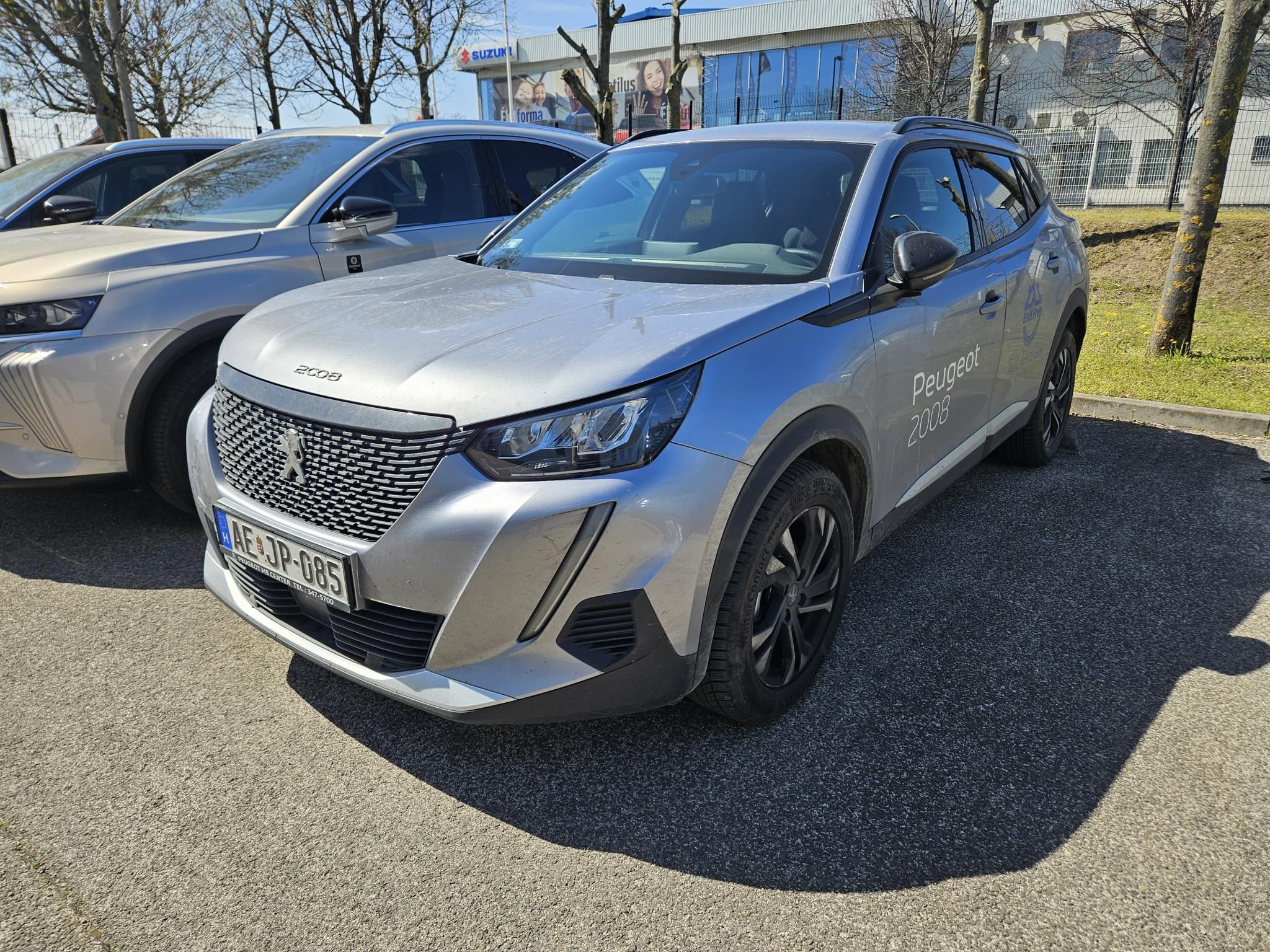 PEUGEOT 2008