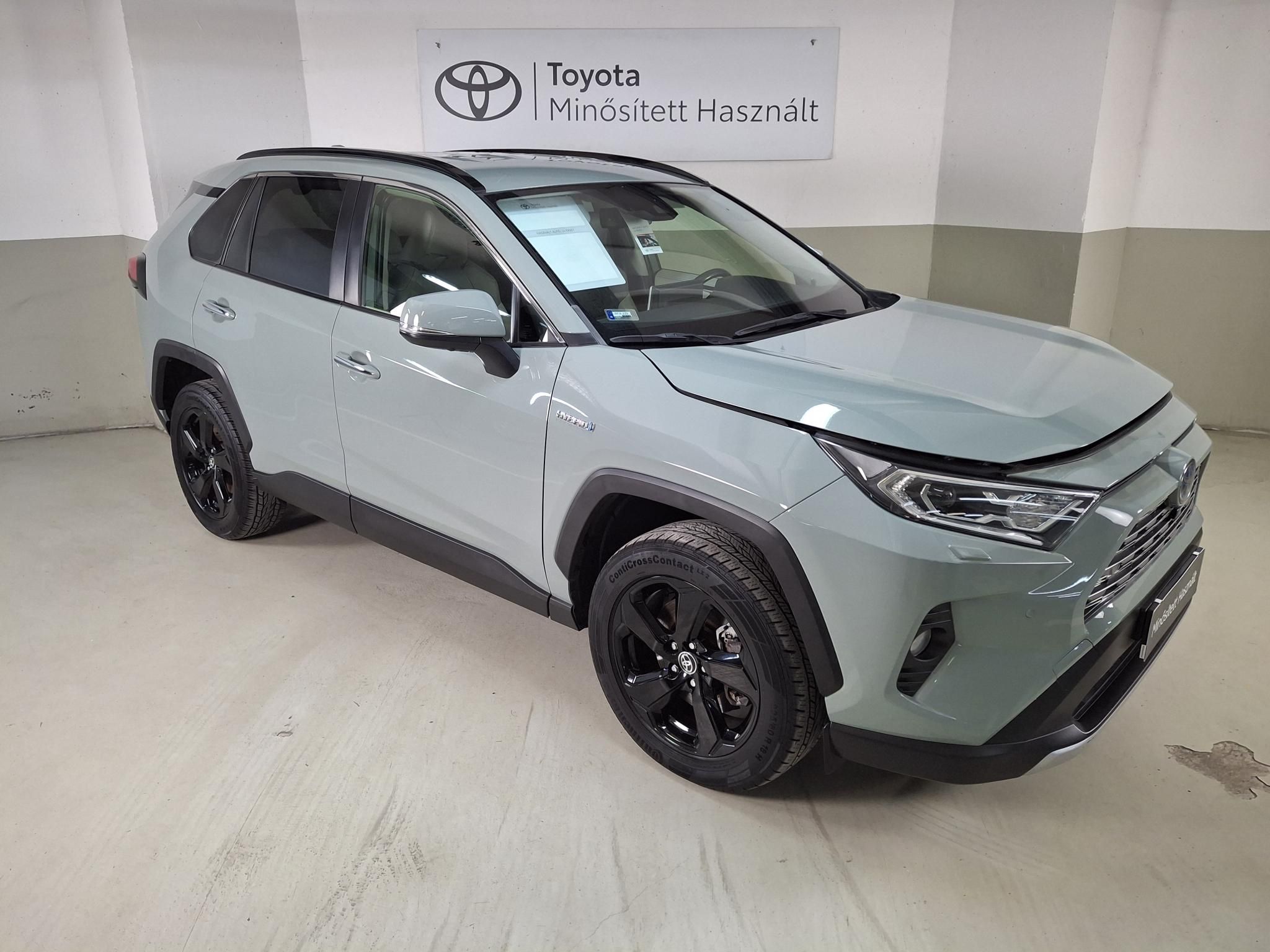 TOYOTA RAV 4